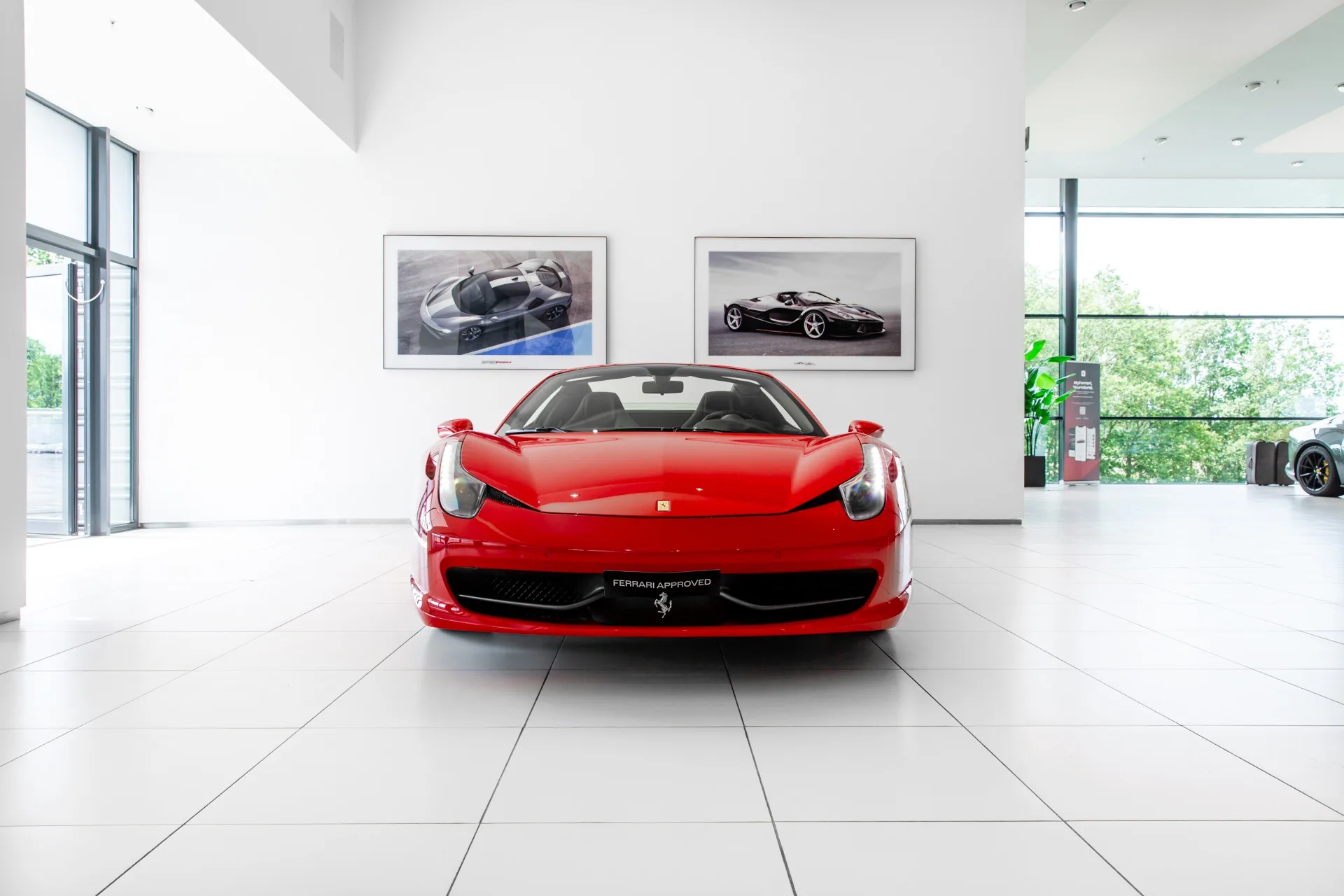 2013 Ferrari 458 Spider offered by a specialist dealer in Hengelo, Netherlands, main photo