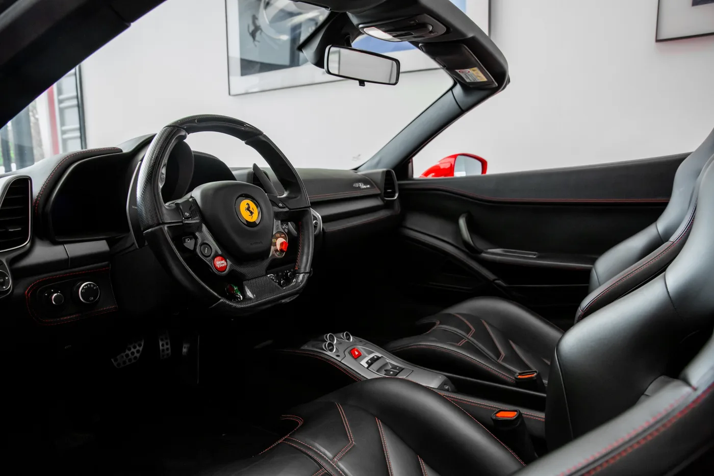 2013 Ferrari 458 Spider offered by a specialist dealer in Hengelo, Netherlands, photo 5 of 15