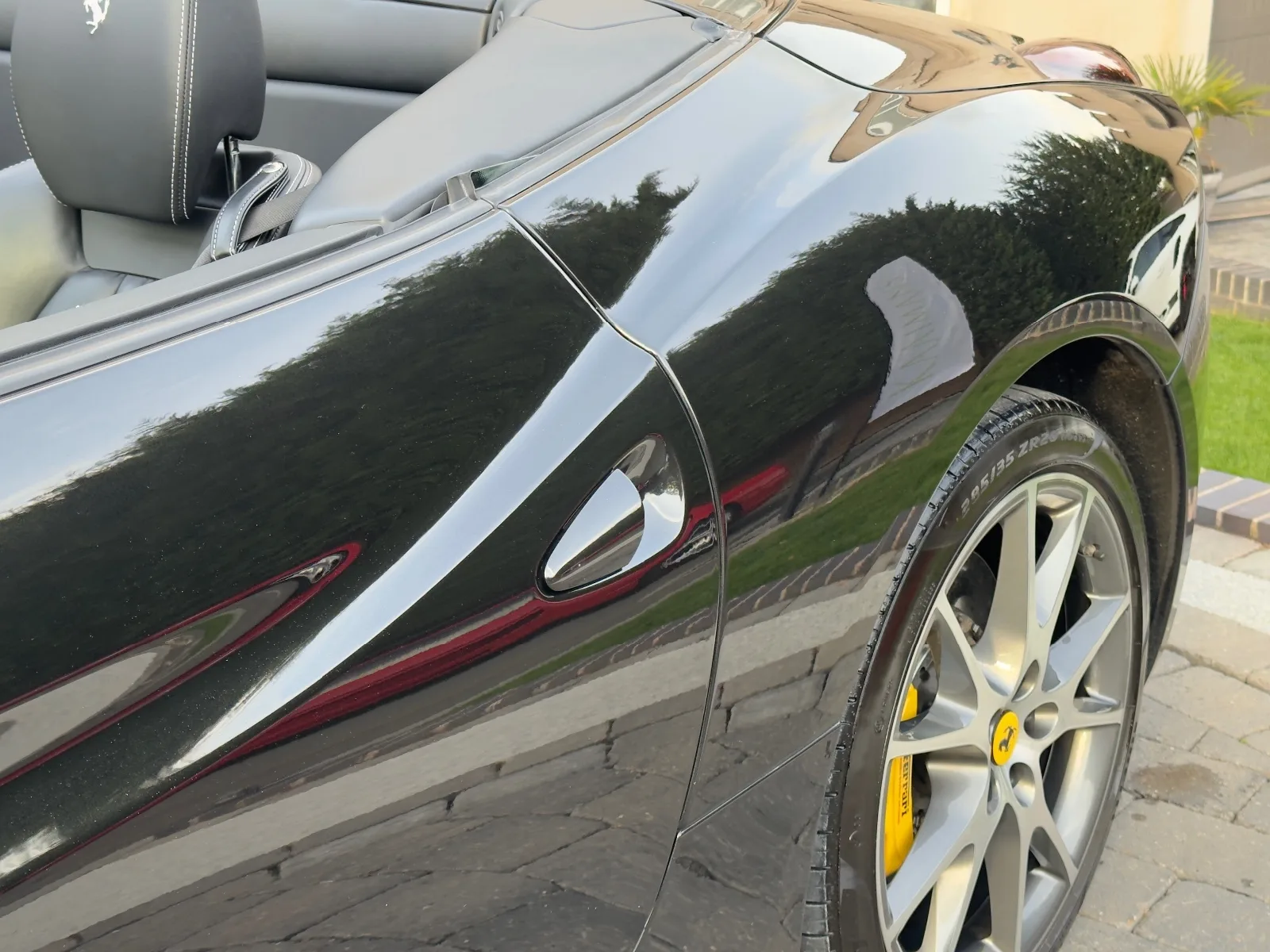 2013 Ferrari California 30, 17/30