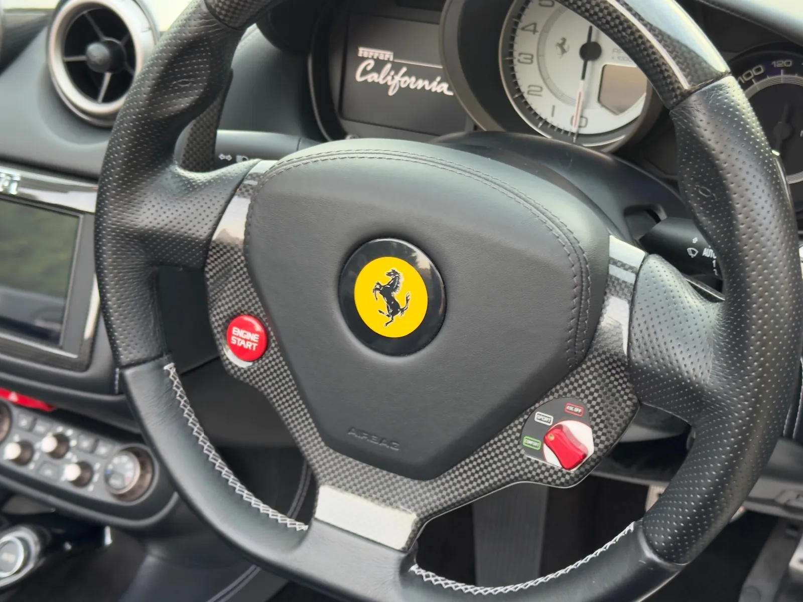 2013 Ferrari California 30, 25/30