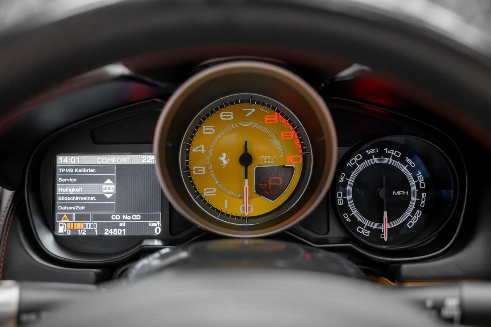 2013 Ferrari California, 25/27