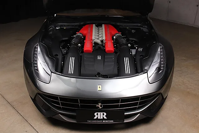 2013 Ferrari F12 Berlinetta, 11/30