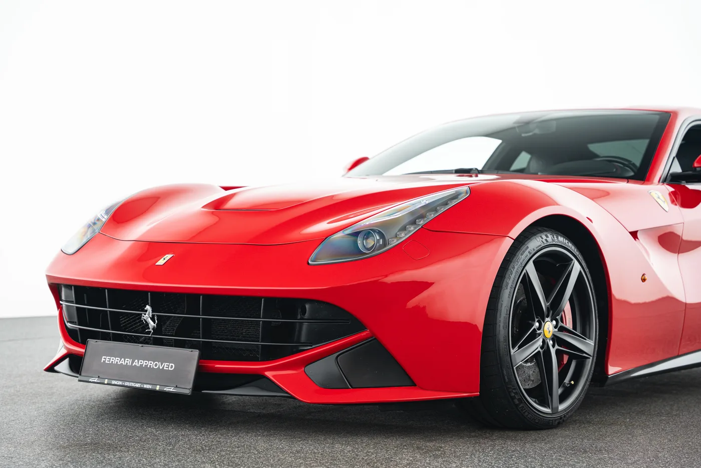 2013 Ferrari F12berlinetta angeboten von einem Fachhändler in Vösendorf, Österreich, Foto 8 von 15