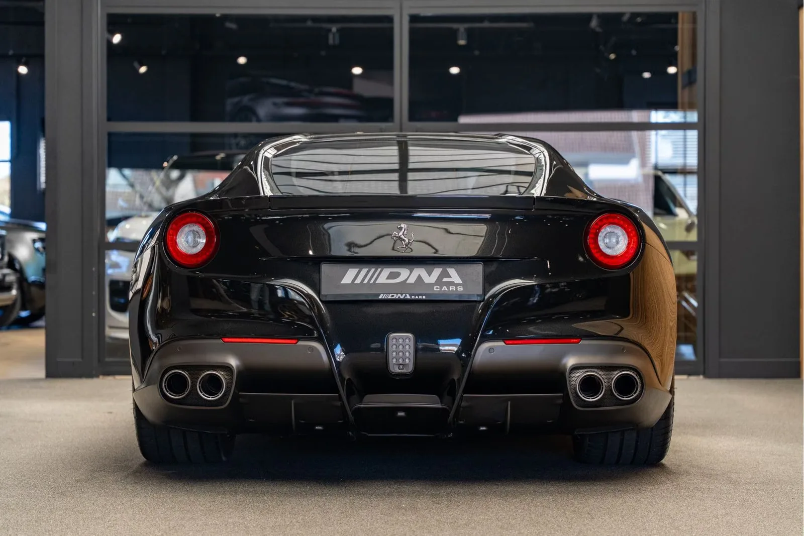2013 Ferrari F12berlinetta, 4/30