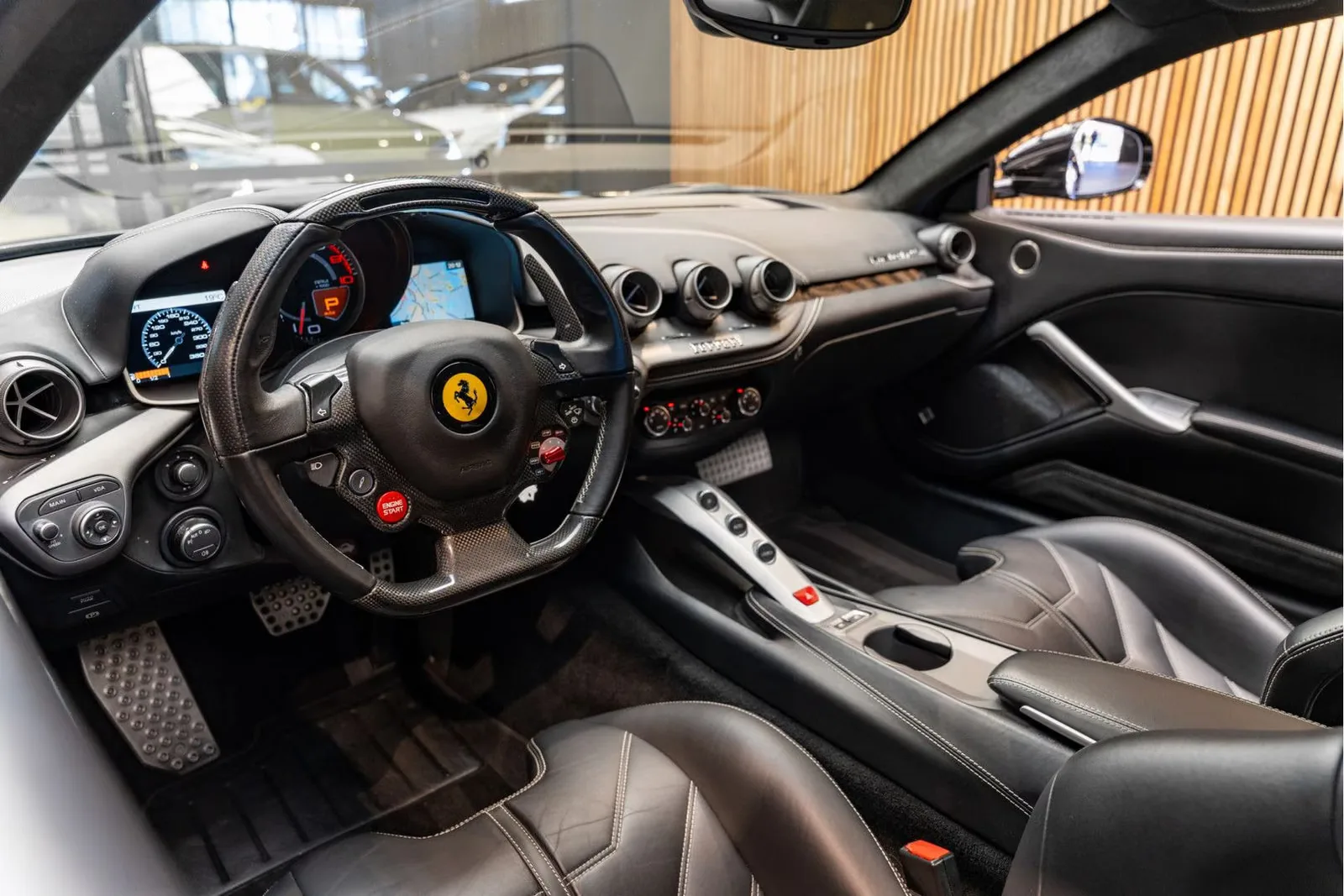 2013 Ferrari F12berlinetta, 6/30