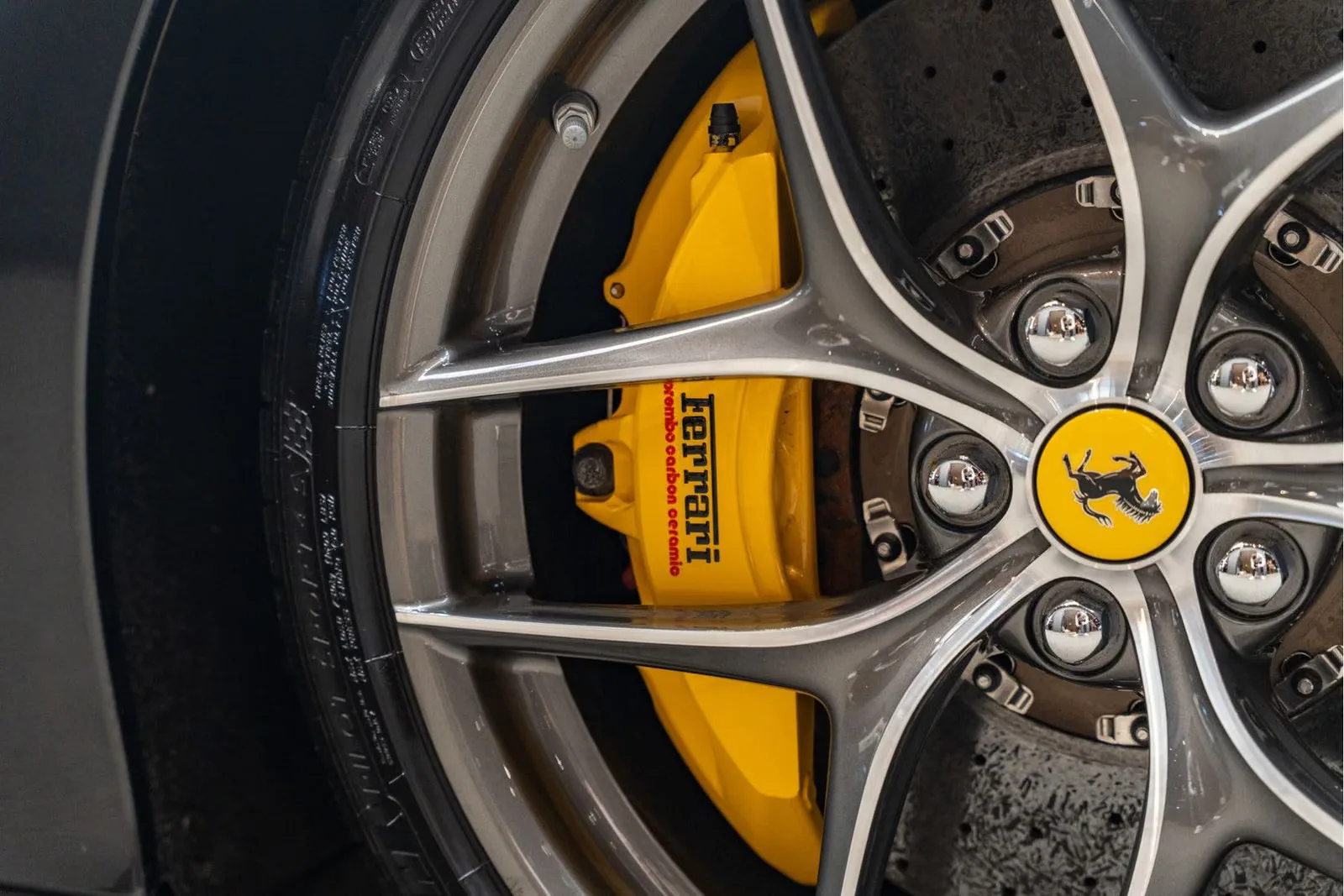 2013 Ferrari F12berlinetta, 19/30
