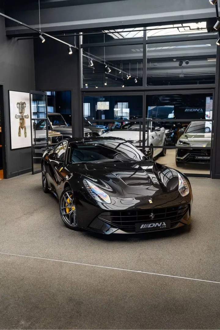 2013 Ferrari F12berlinetta, 25/30