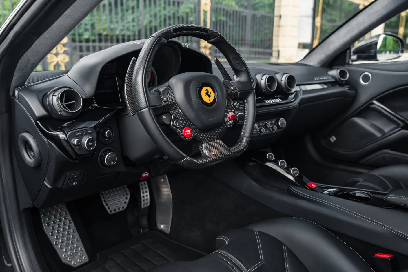 2013 Ferrari F12berlinetta, 7/30