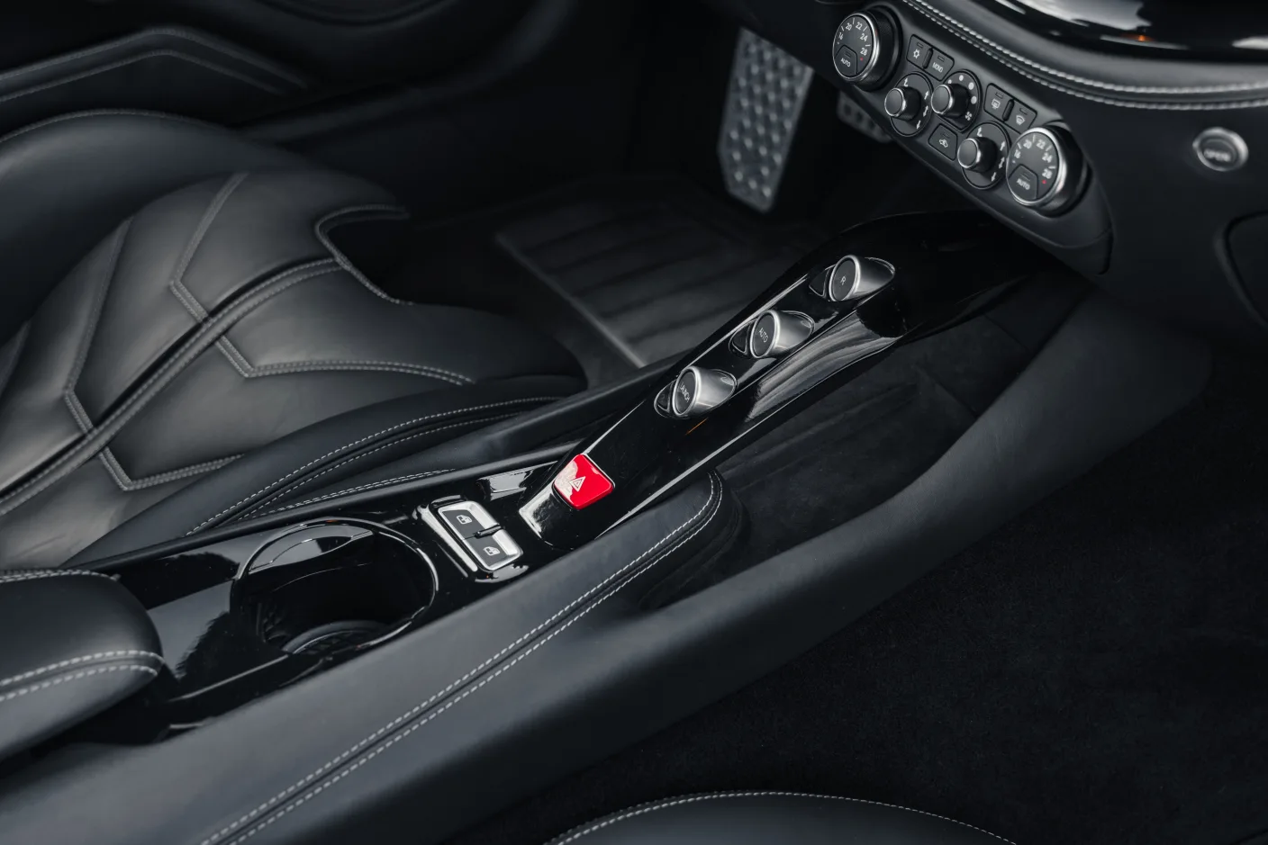 2013 Ferrari F12berlinetta, 18/30