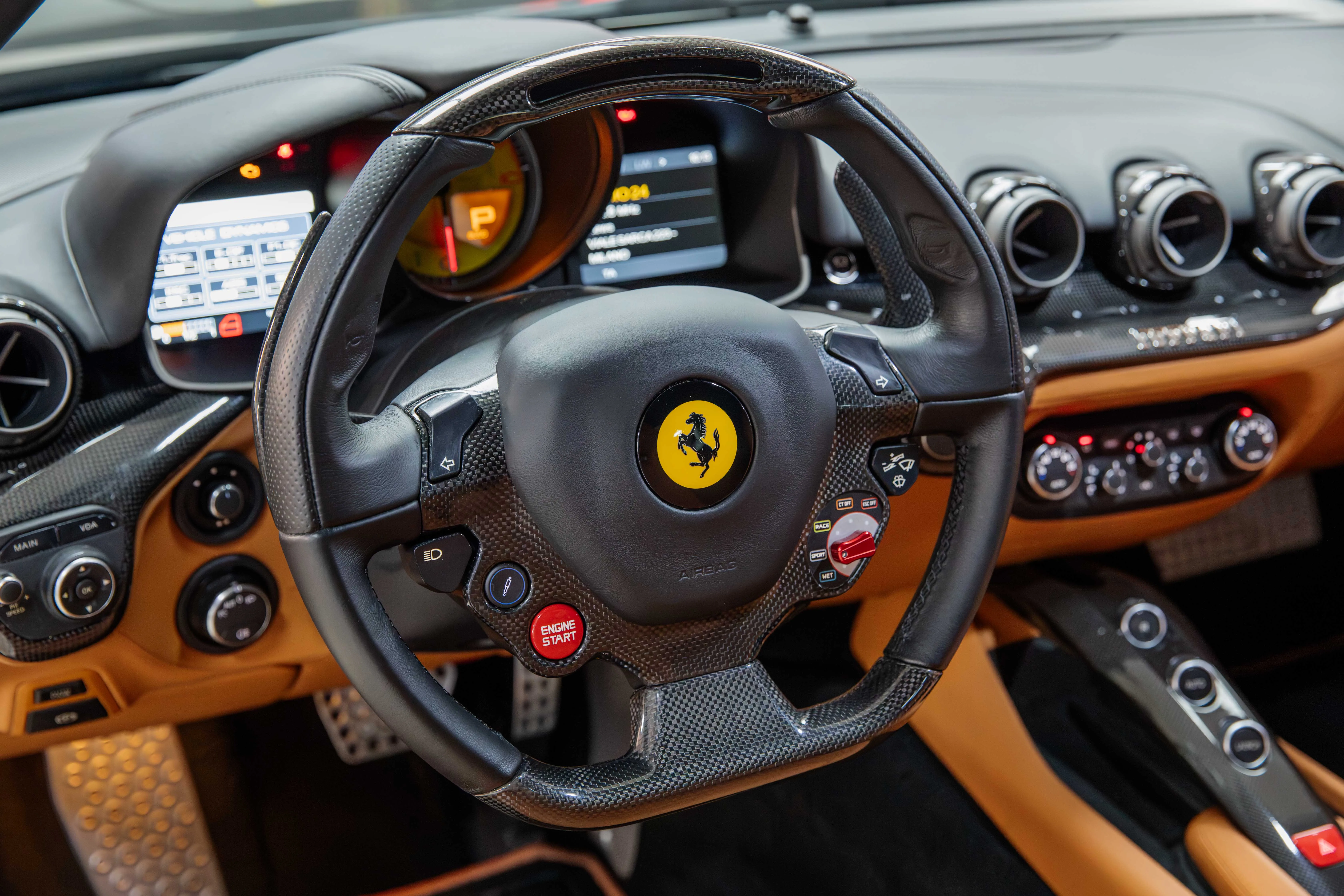 2013 Ferrari F12berlinetta, 27/30