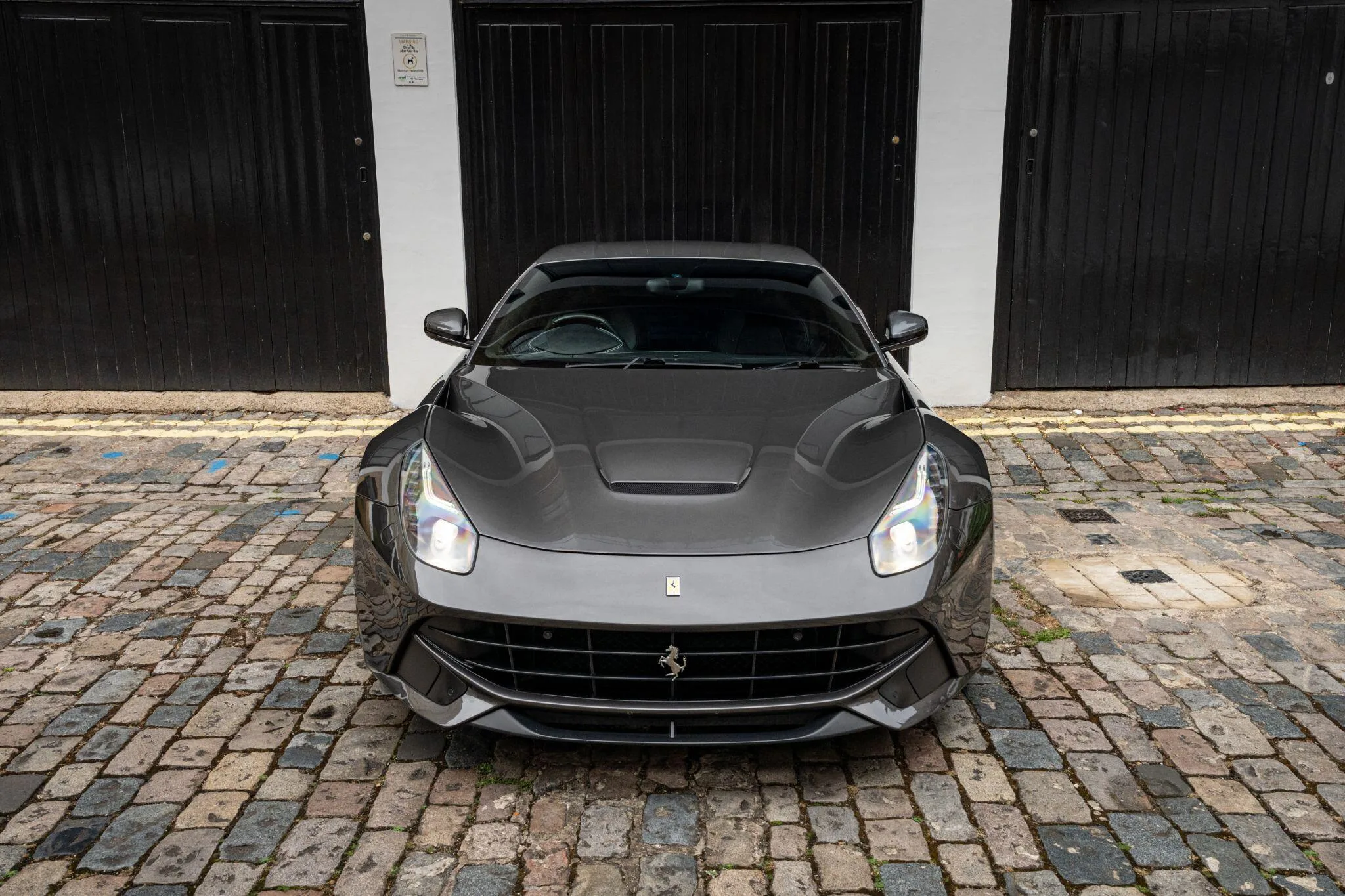2013 Ferrari F12berlinetta, 10/30