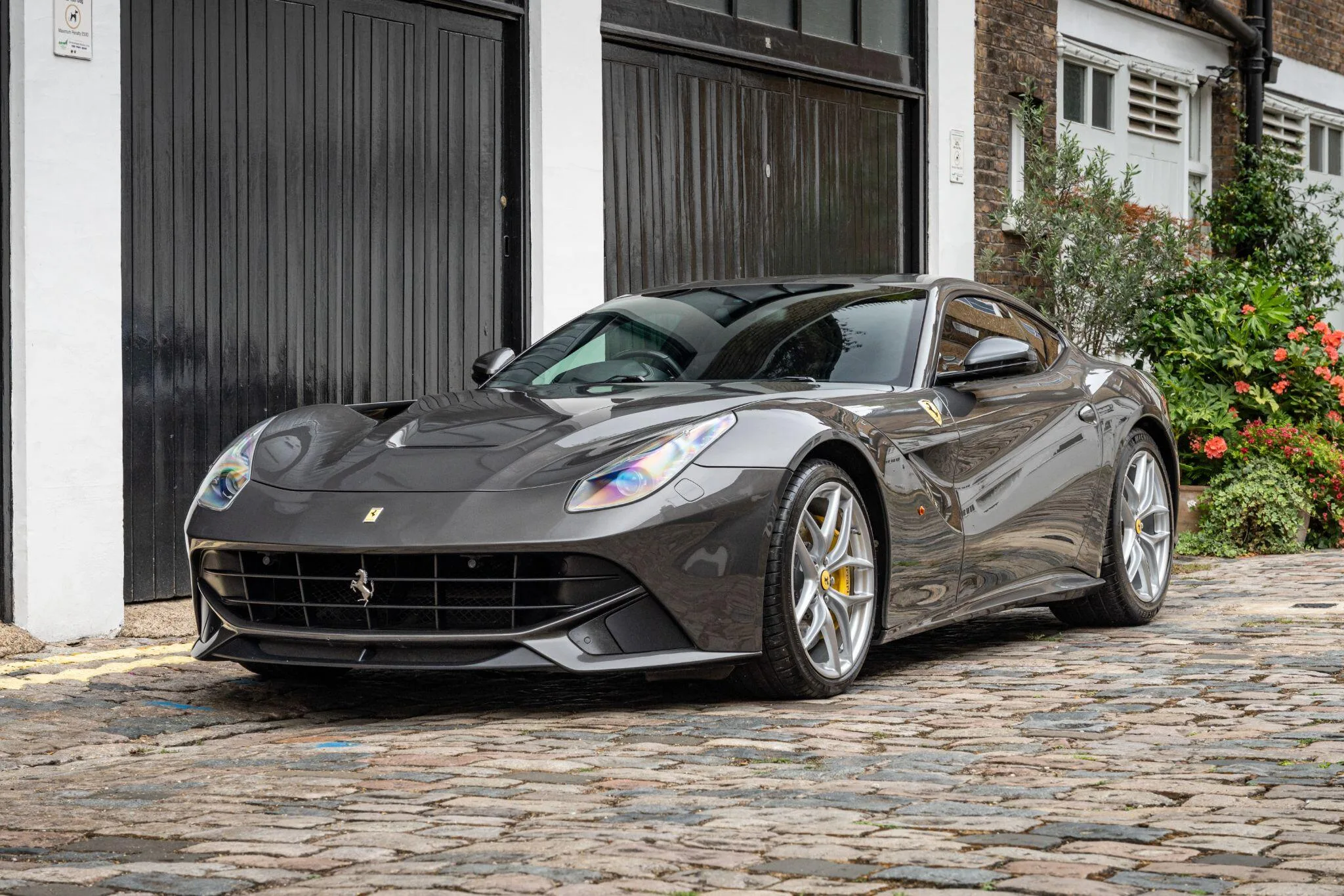 2013 Ferrari F12berlinetta, 12/30