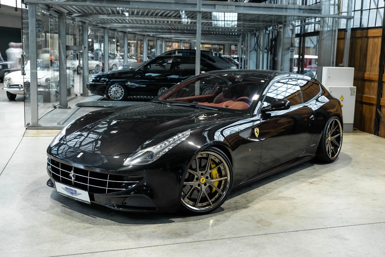 2013 Ferrari FF angeboten von einem Fachhändler in Neuss, Deutschland, Hauptfoto