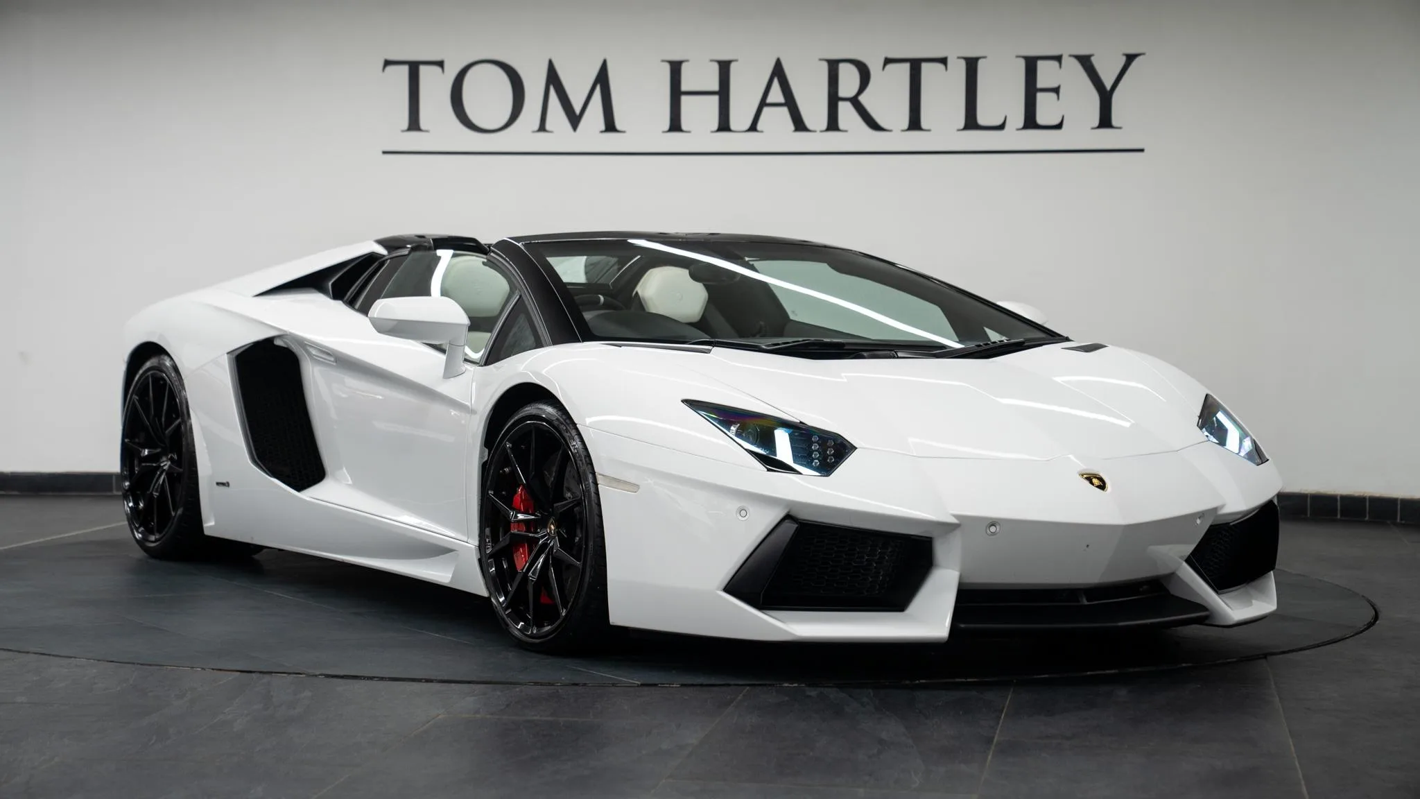 2013 Lamborghini Aventador Roadster LP 700-4 angeboten von einem Fachhändler in Swadlincote, Vereinigtes Königreich, Hauptfoto