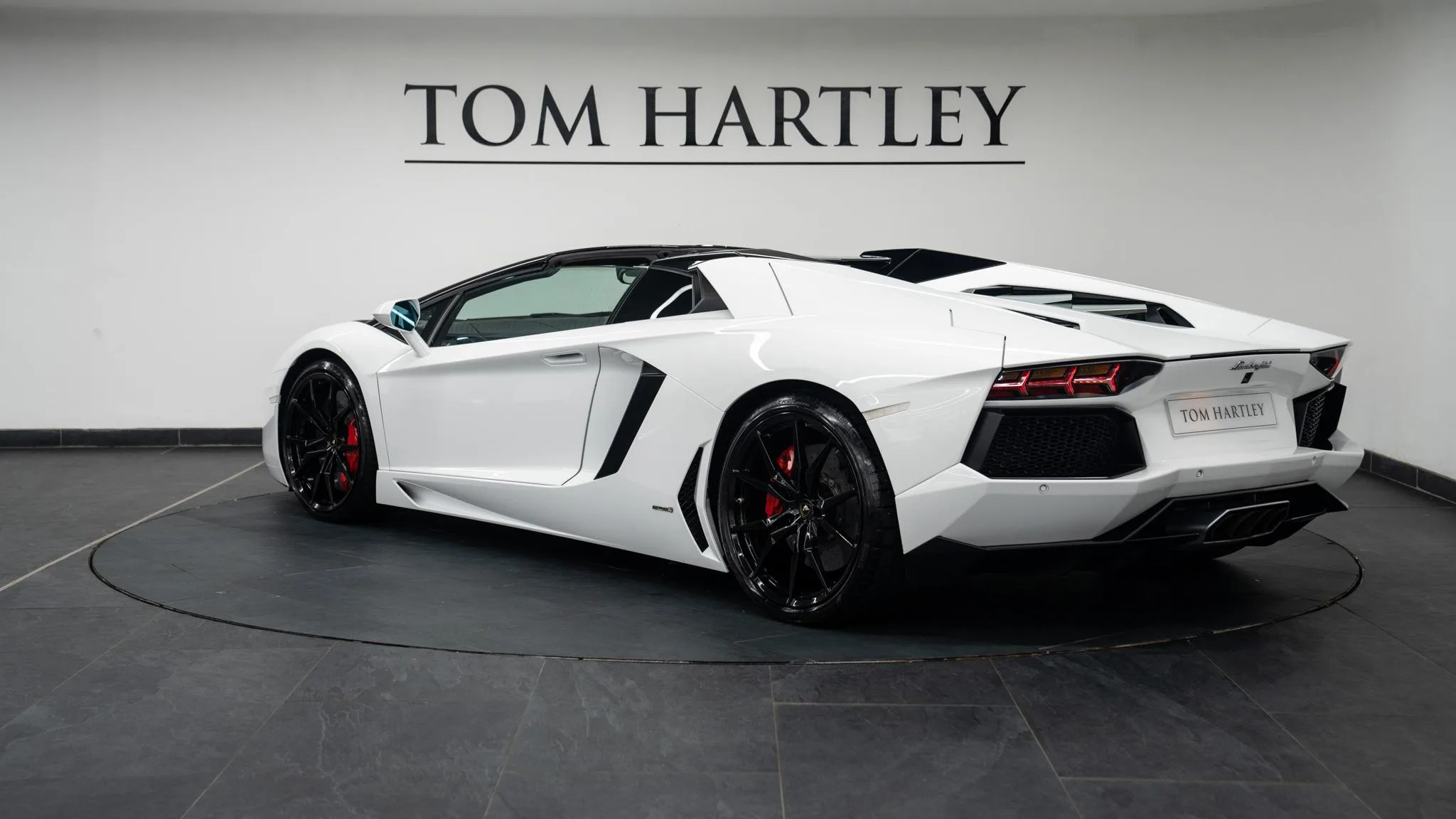 2013 Lamborghini Aventador Roadster LP 700-4, 5/30