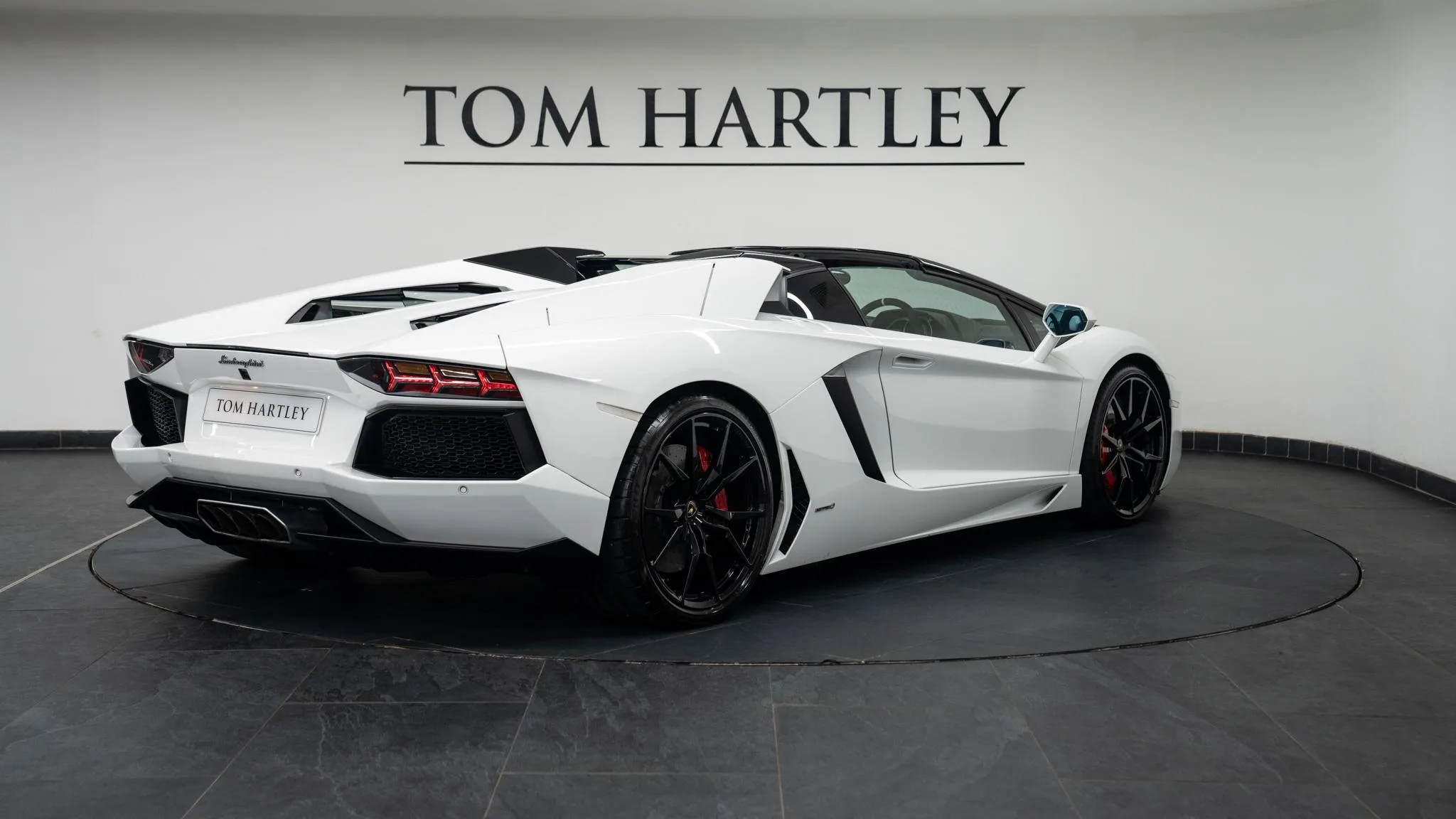 2013 Lamborghini Aventador Roadster LP 700-4, 7/30