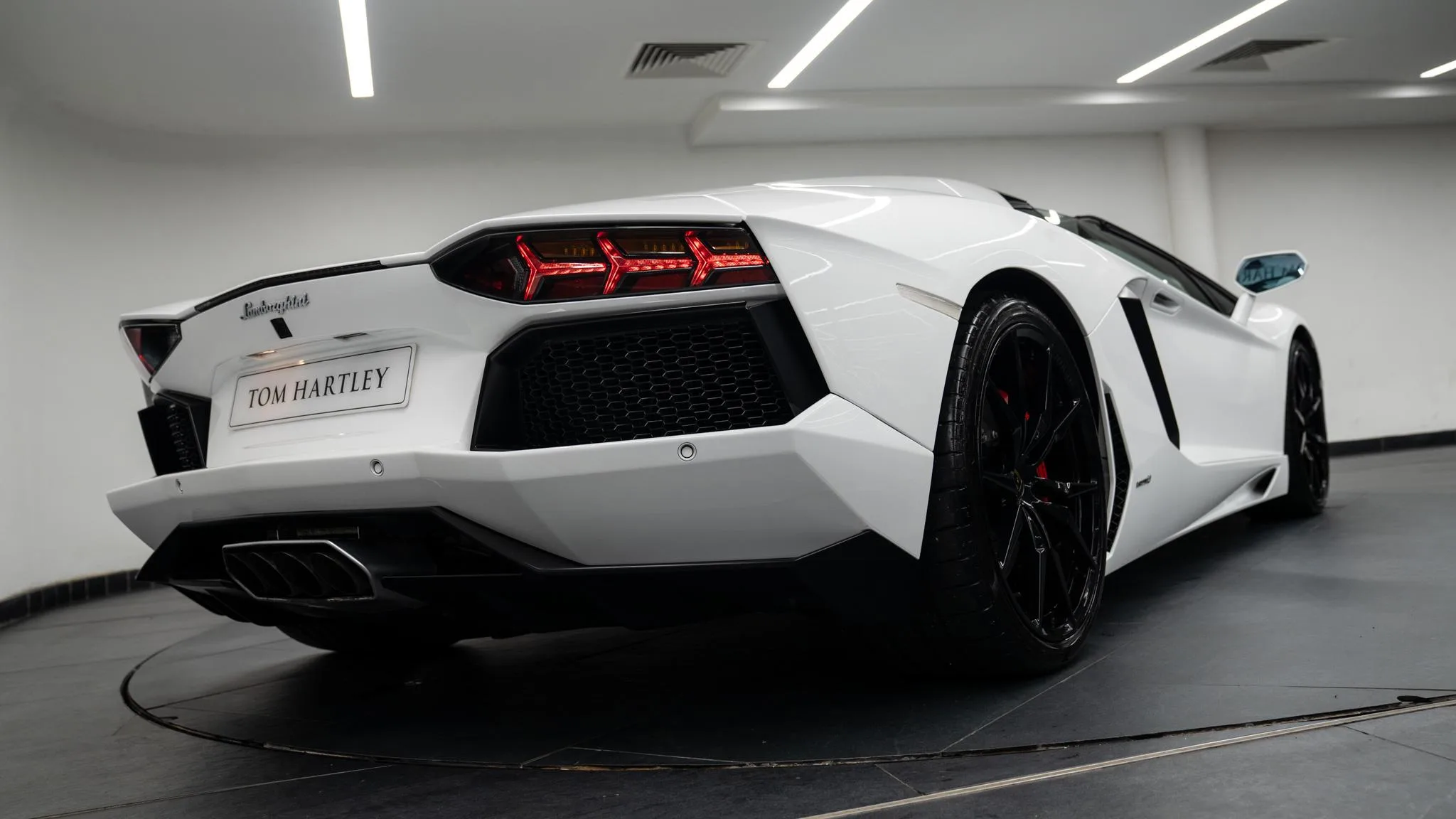 2013 Lamborghini Aventador Roadster LP 700-4, 13/30