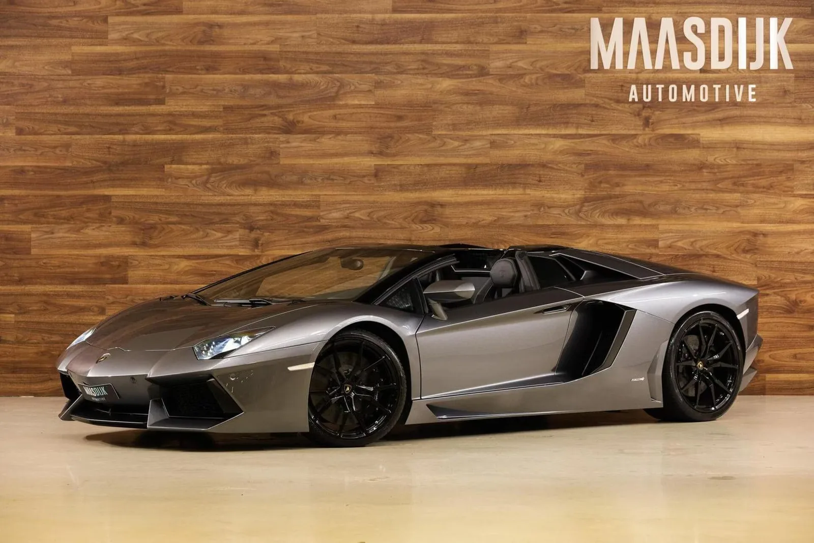 2013 Lamborghini Aventador Roadster angeboten von einem Fachhändler in Werkendam, Niederlande, Hauptfoto