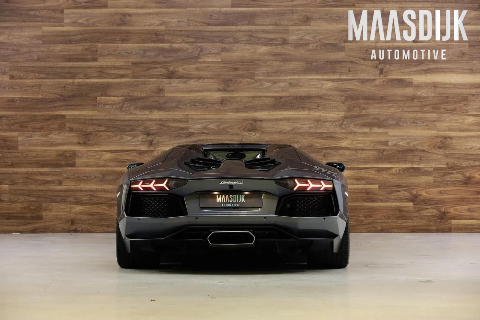 2013 Lamborghini Aventador Roadster, 11/30
