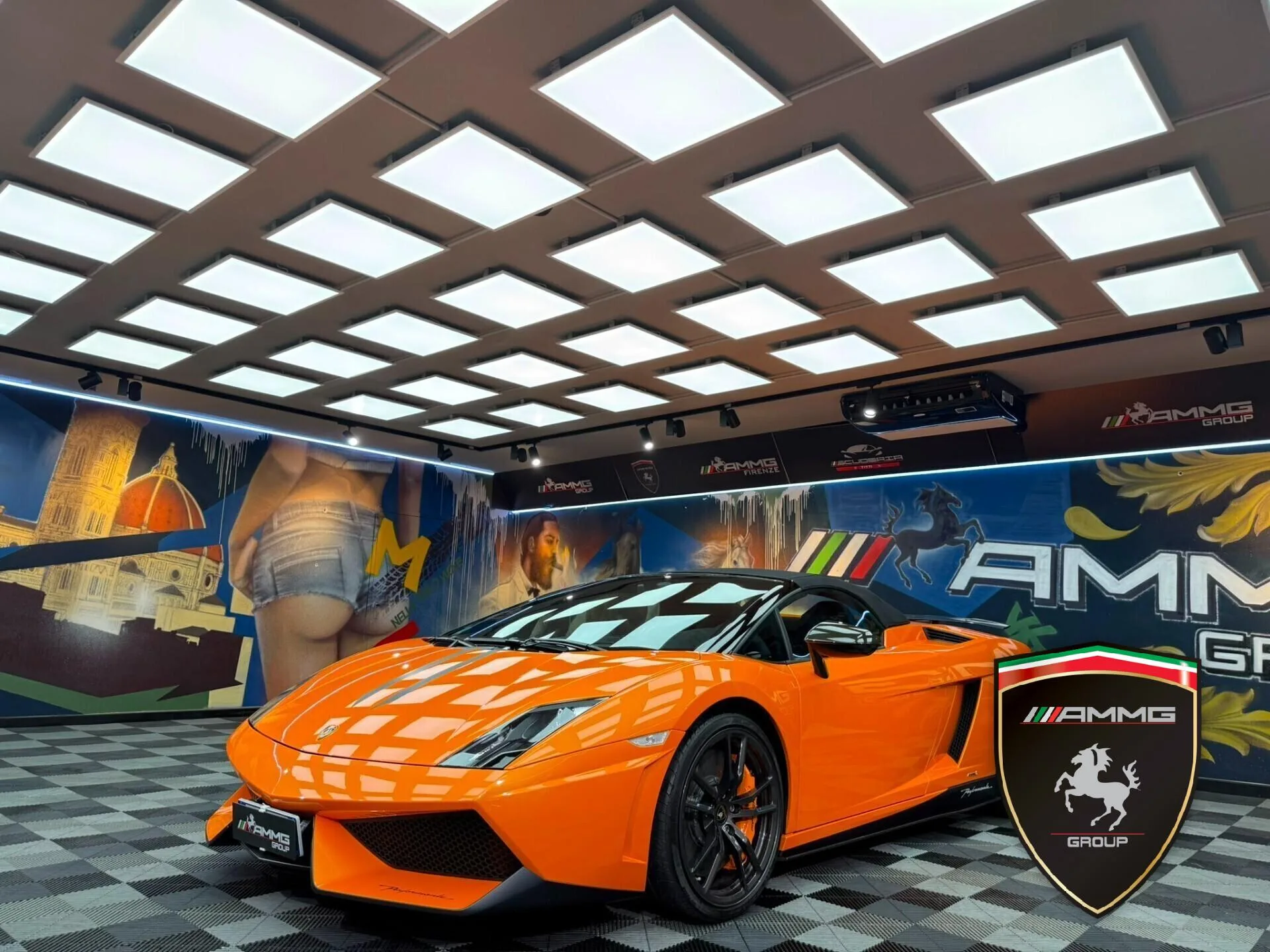 2013 Lamborghini Gallardo LP 570-4 Spyder Performante offered by a specialist dealer in Calenzano, Italy, main photo