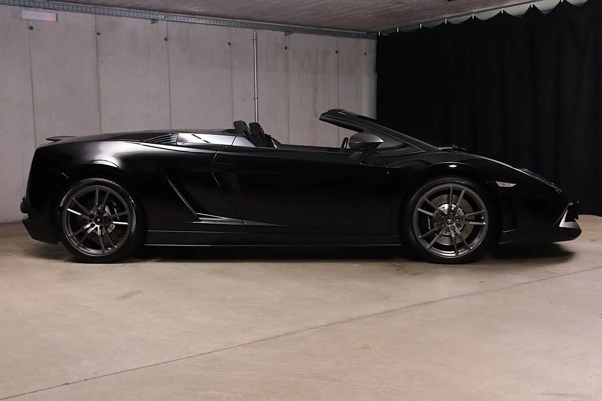 2013 Lamborghini Gallardo LP 570-4 Spyder Performante angeboten von einem Fachhändler in Unterweitersdorf, Österreich, Foto 3 von 15