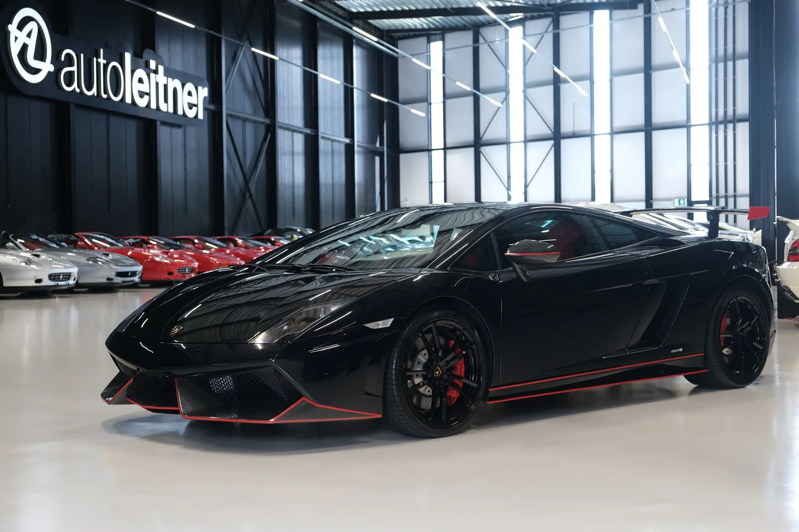 2013 Lamborghini Gallardo LP 570-4 Super Trofeo Stradale angeboten von einem Oldtimerhändler in Alkmaar, Niederlande, Hauptfoto