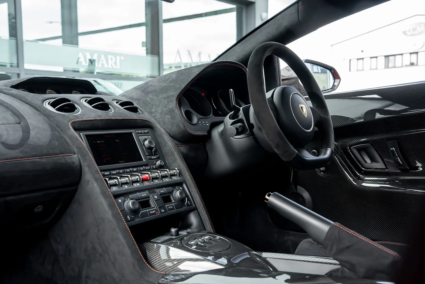 2013 Lamborghini Gallardo LP 570-4 Superleggera offered by a supercar dealer in Preston, United Kingdom, photo 22 of 25