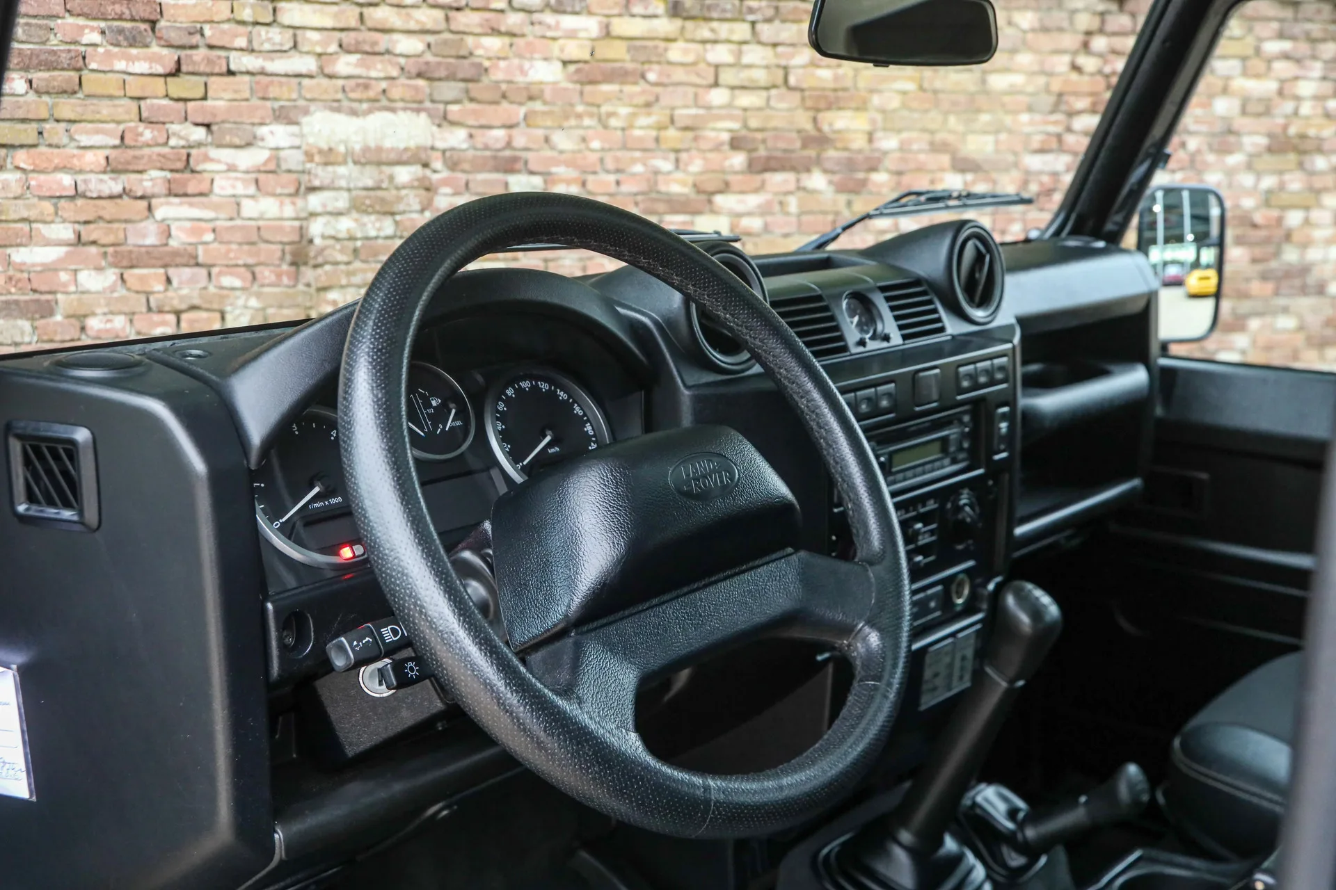 2013 Land Rover Defender 90 Station Wagon, 3/30