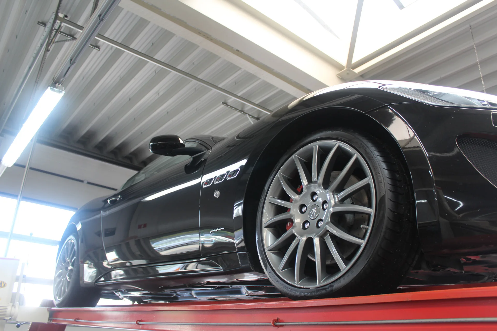 2013 Maserati GranCabrio Sport, 6/10