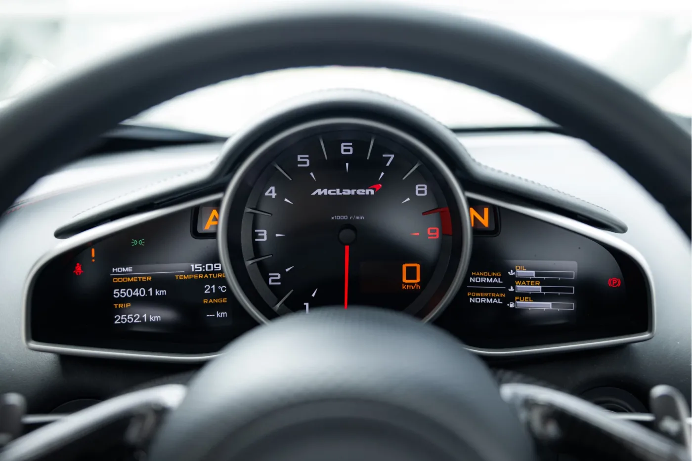 2013 McLaren MP4-12C Spider angeboten von einem offiziellen McLaren und Morgan-Vertragshändler in Utrecht, Niederlande, Foto 5 von 25