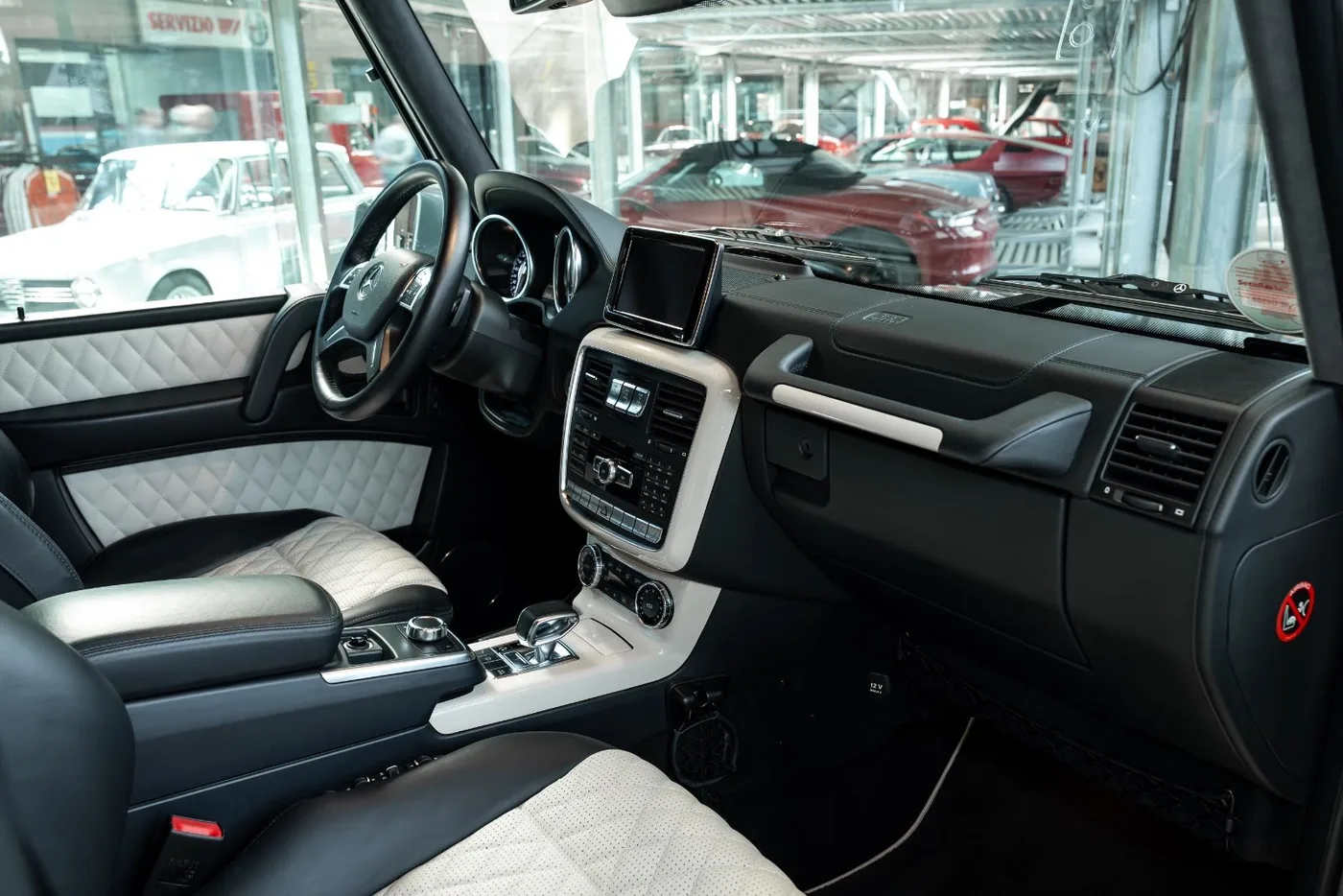 2013 Mercedes-AMG G 65 angeboten von einem Fachhändler in Neuss, Deutschland, Foto 9 von 10