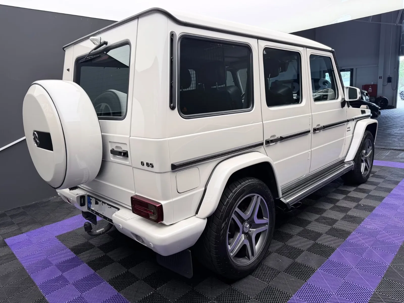 2013 Mercedes-AMG G 65, 4/28