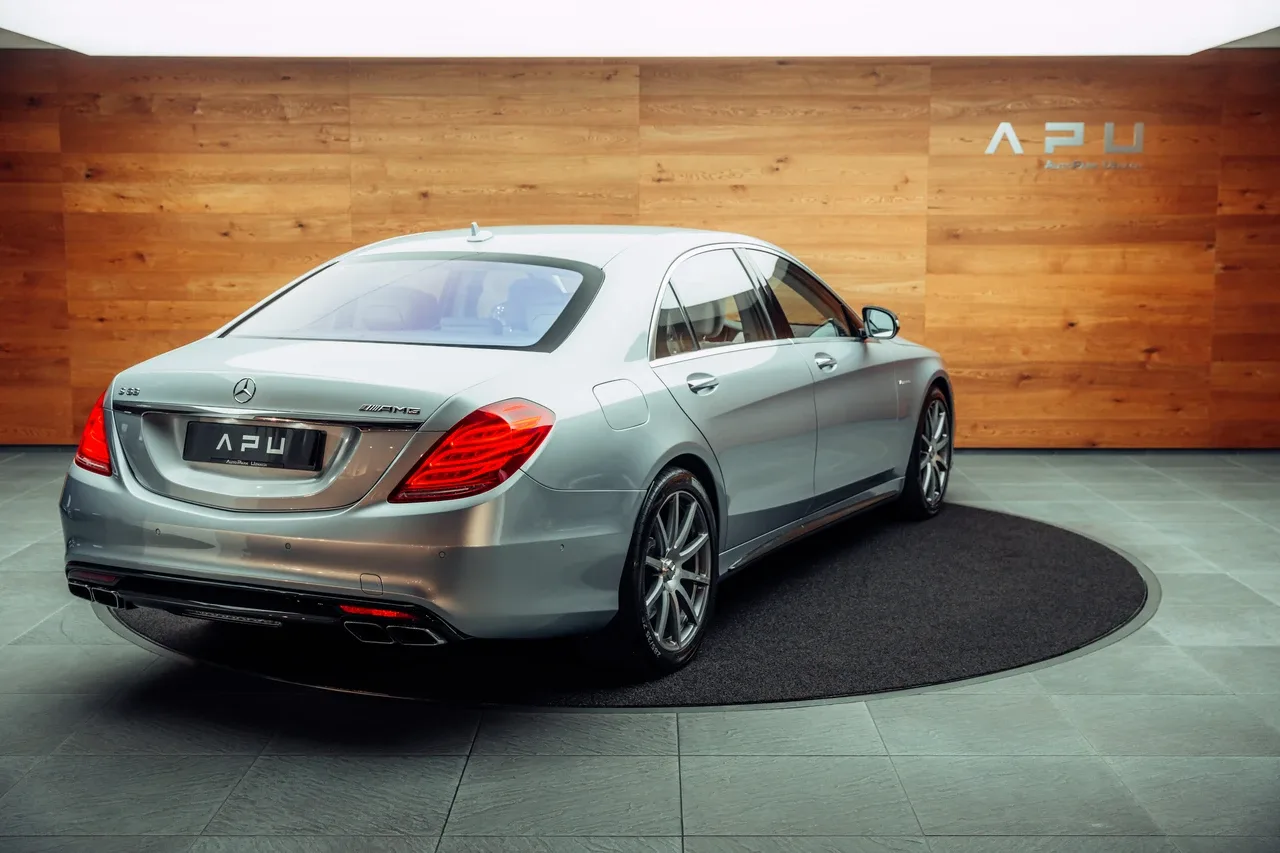 2013 Mercedes-AMG S 63 proposée par un concessionnaire spécialisé à Uznach, Suisse, photo principale