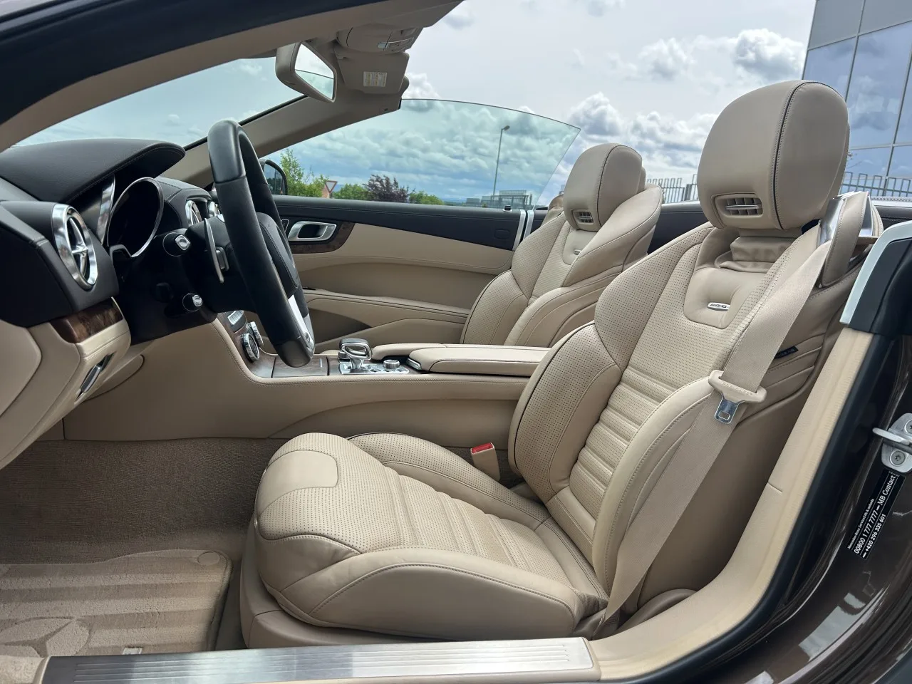 2013 Mercedes-AMG SL 63 Roadster angeboten von einem Fachhändler in Písek, Tschechien, Foto 21 von 42
