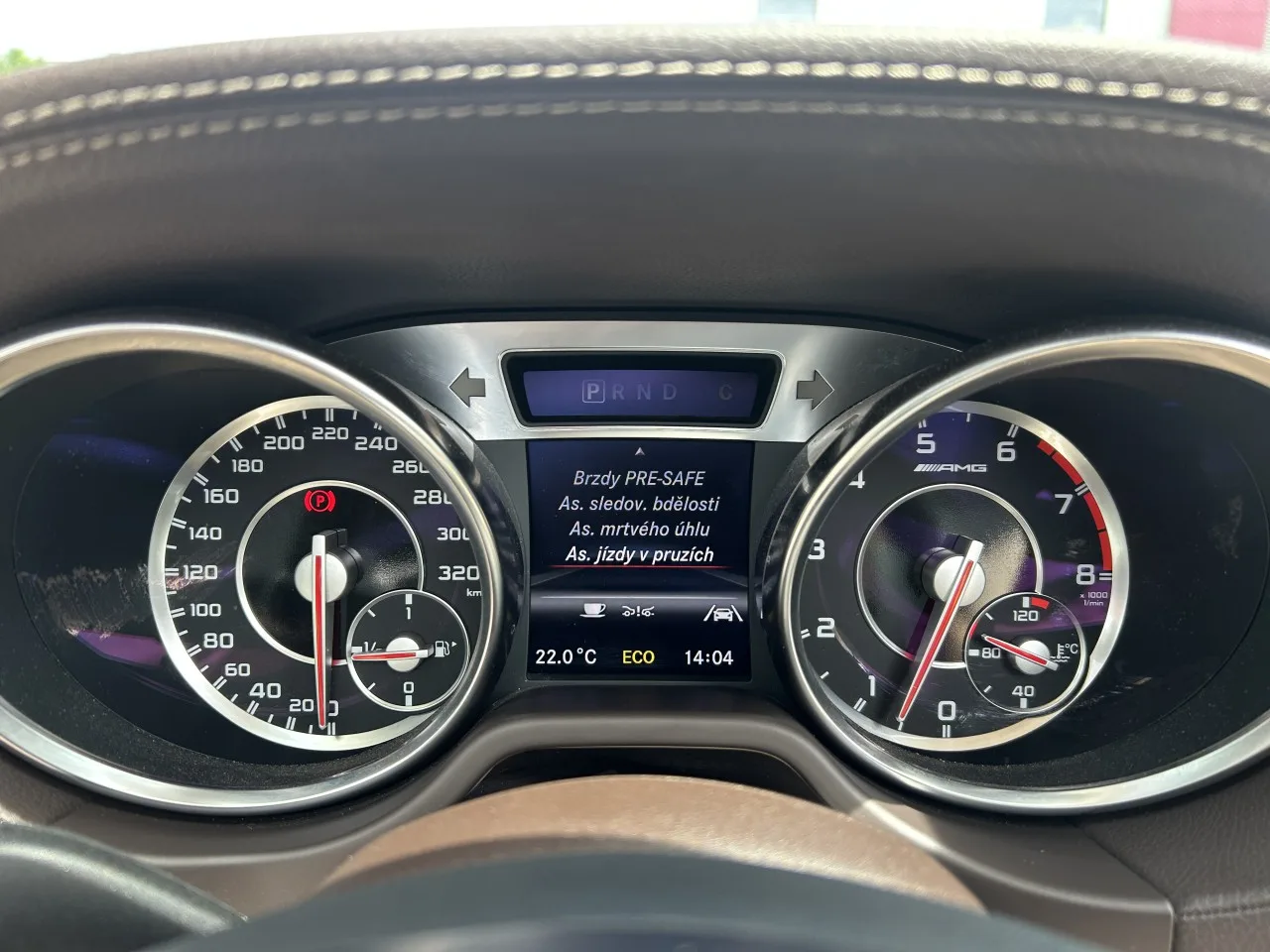 2013 Mercedes-AMG SL 63 Roadster angeboten von einem Fachhändler in Písek, Tschechien, Foto 27 von 42