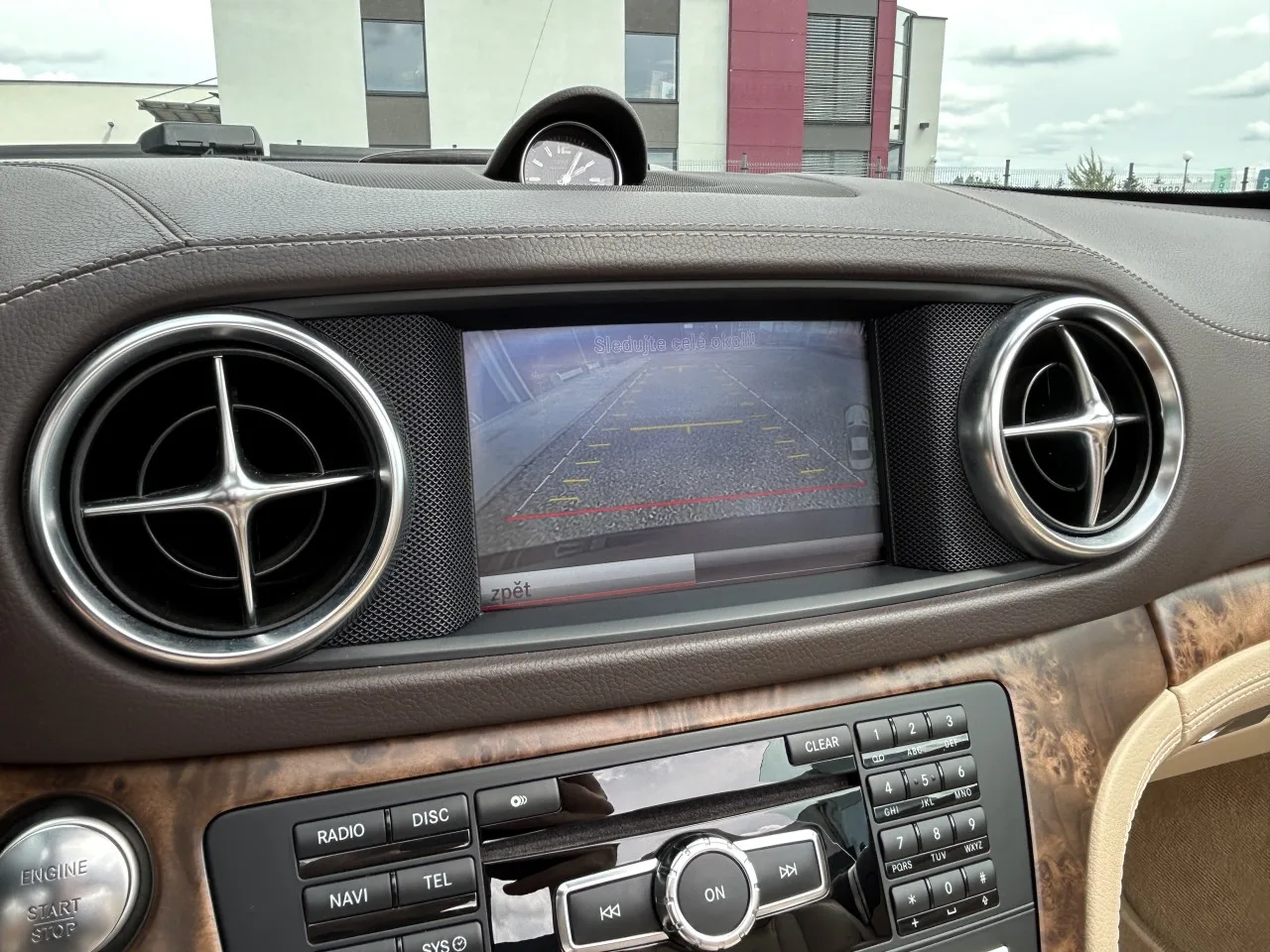 2013 Mercedes-AMG SL 63 Roadster angeboten von einem Fachhändler in Písek, Tschechien, Foto 29 von 42