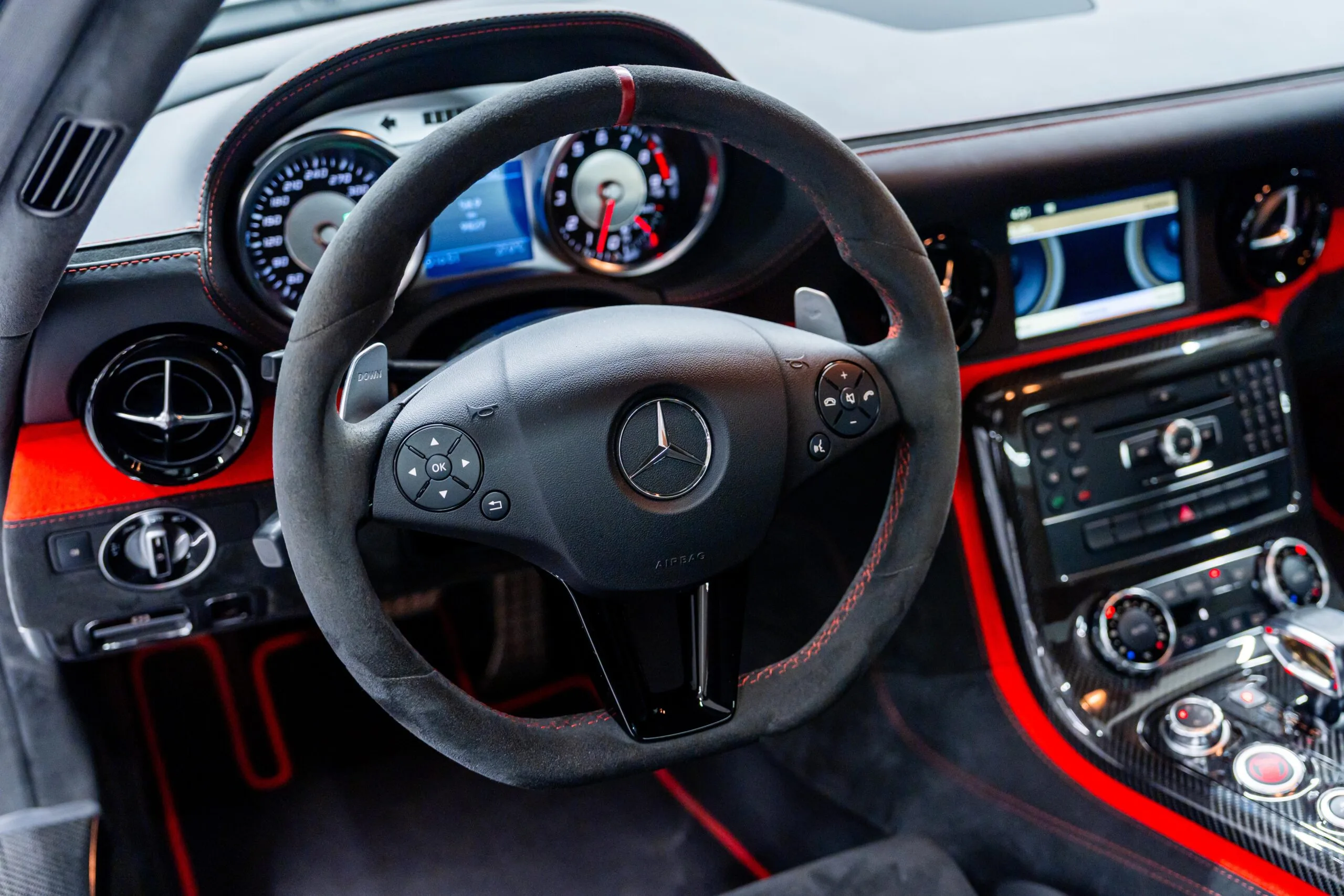 2013 Mercedes-AMG SLS Black Series, 13/20