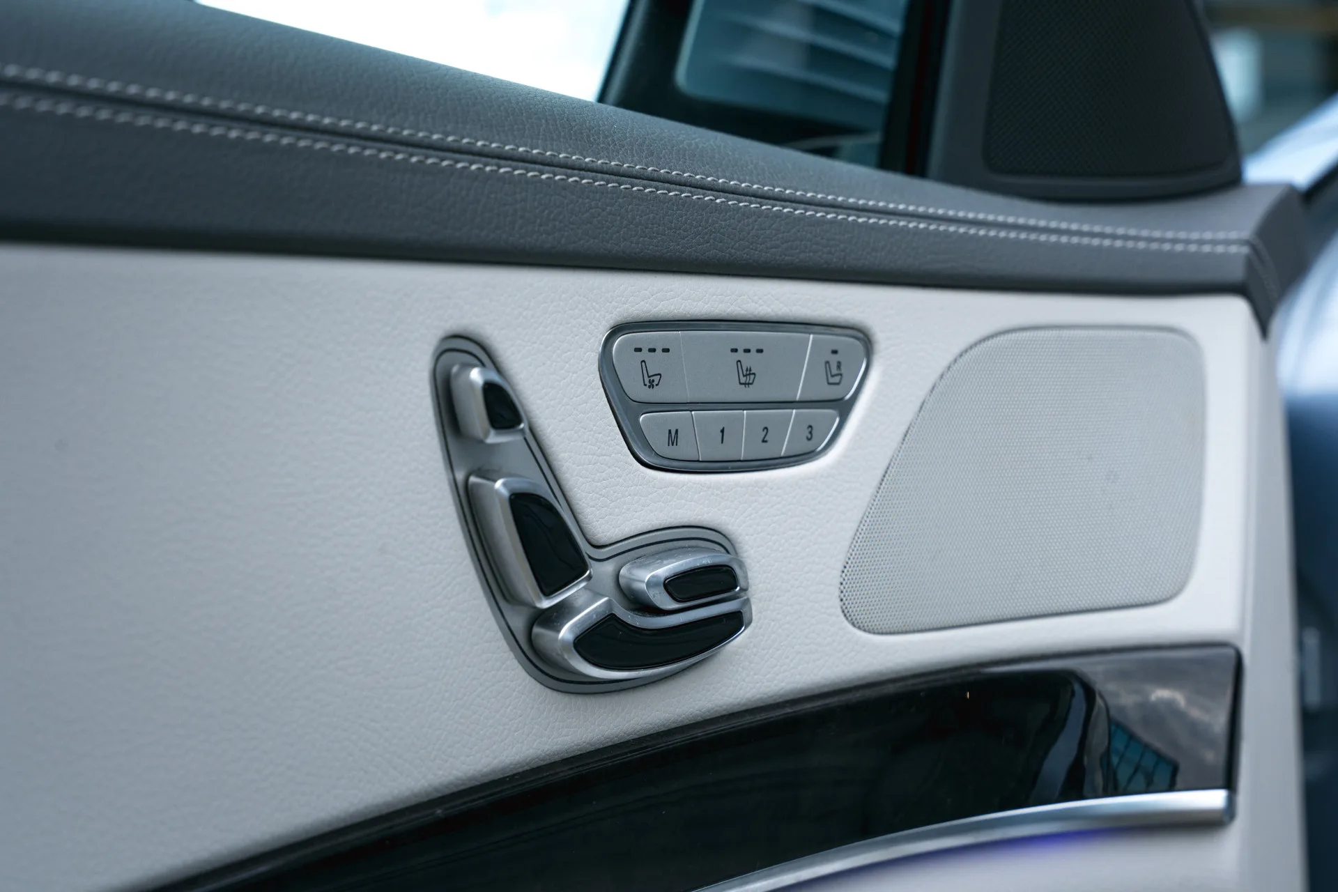 2013 Mercedes-Benz S 400 Hybrid, 12/30