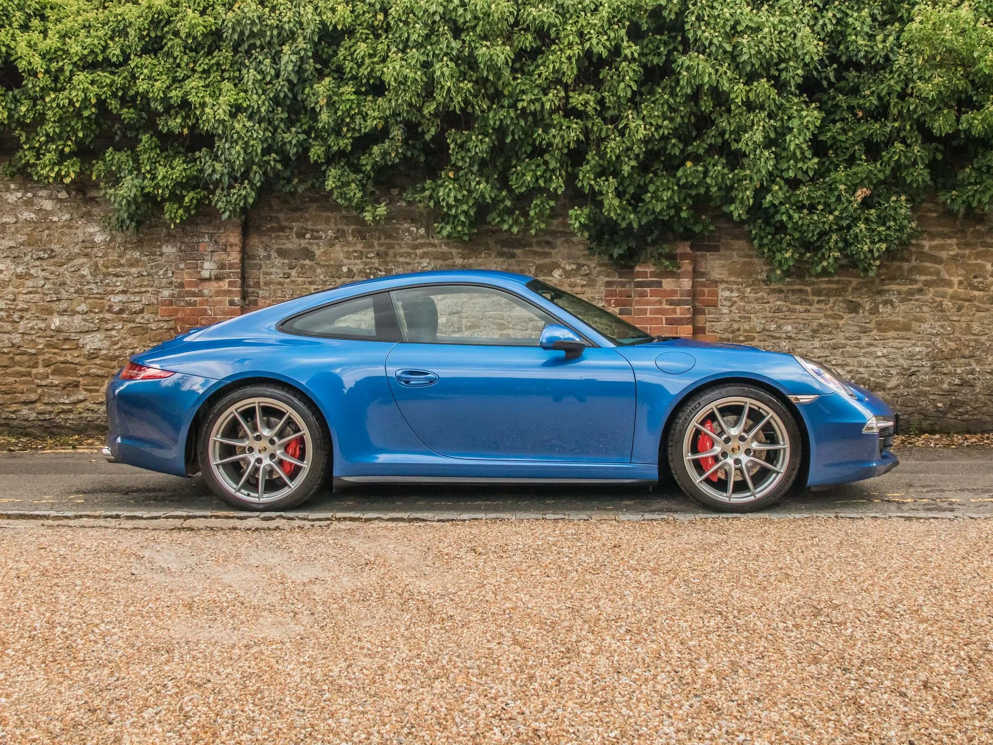 2013 Porsche 911 Carrera 4S, 3/23