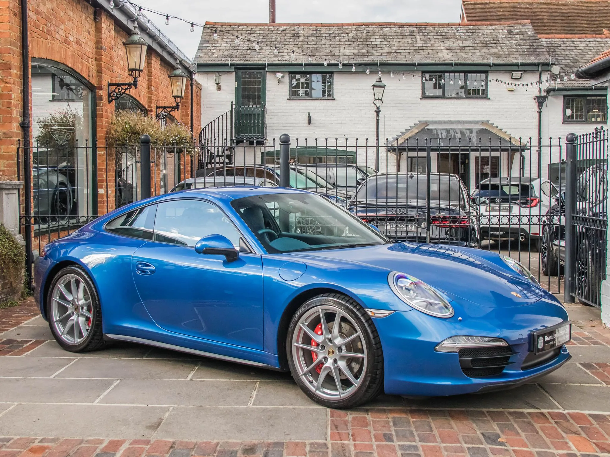2013 Porsche 911 Carrera 4S, 4/23