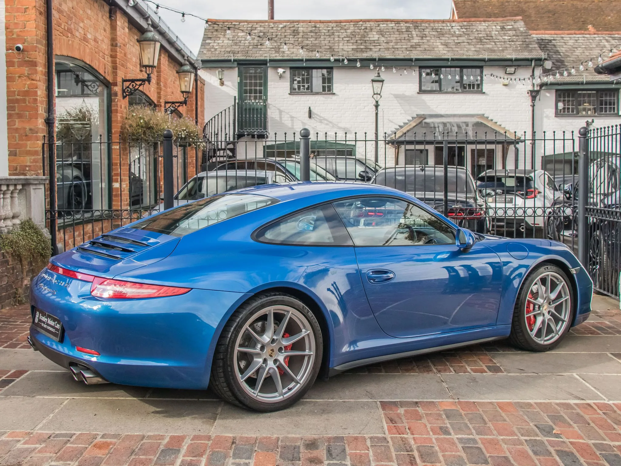 2013 Porsche 911 Carrera 4S, 9/23