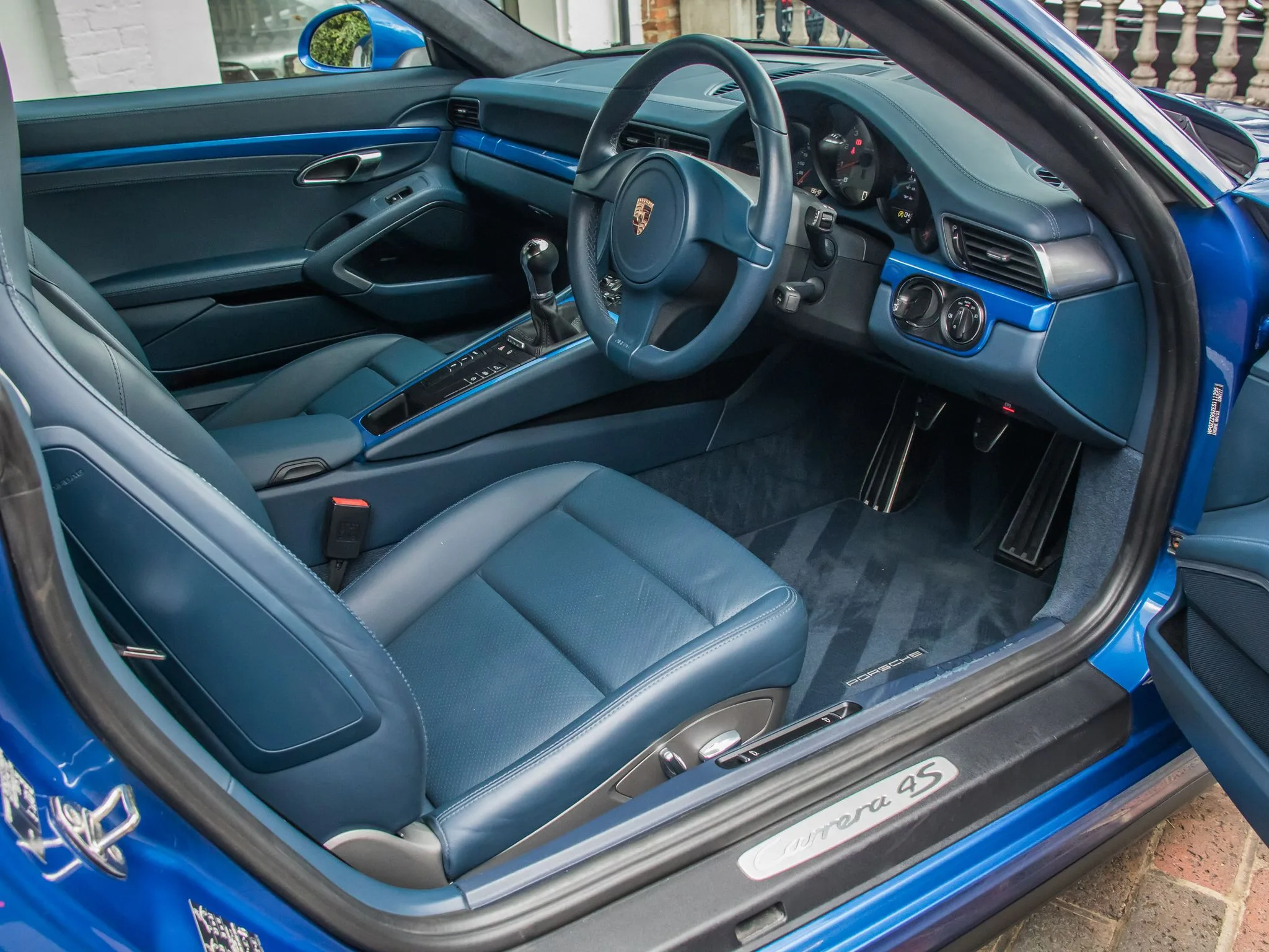 2013 Porsche 911 Carrera 4S, 16/23
