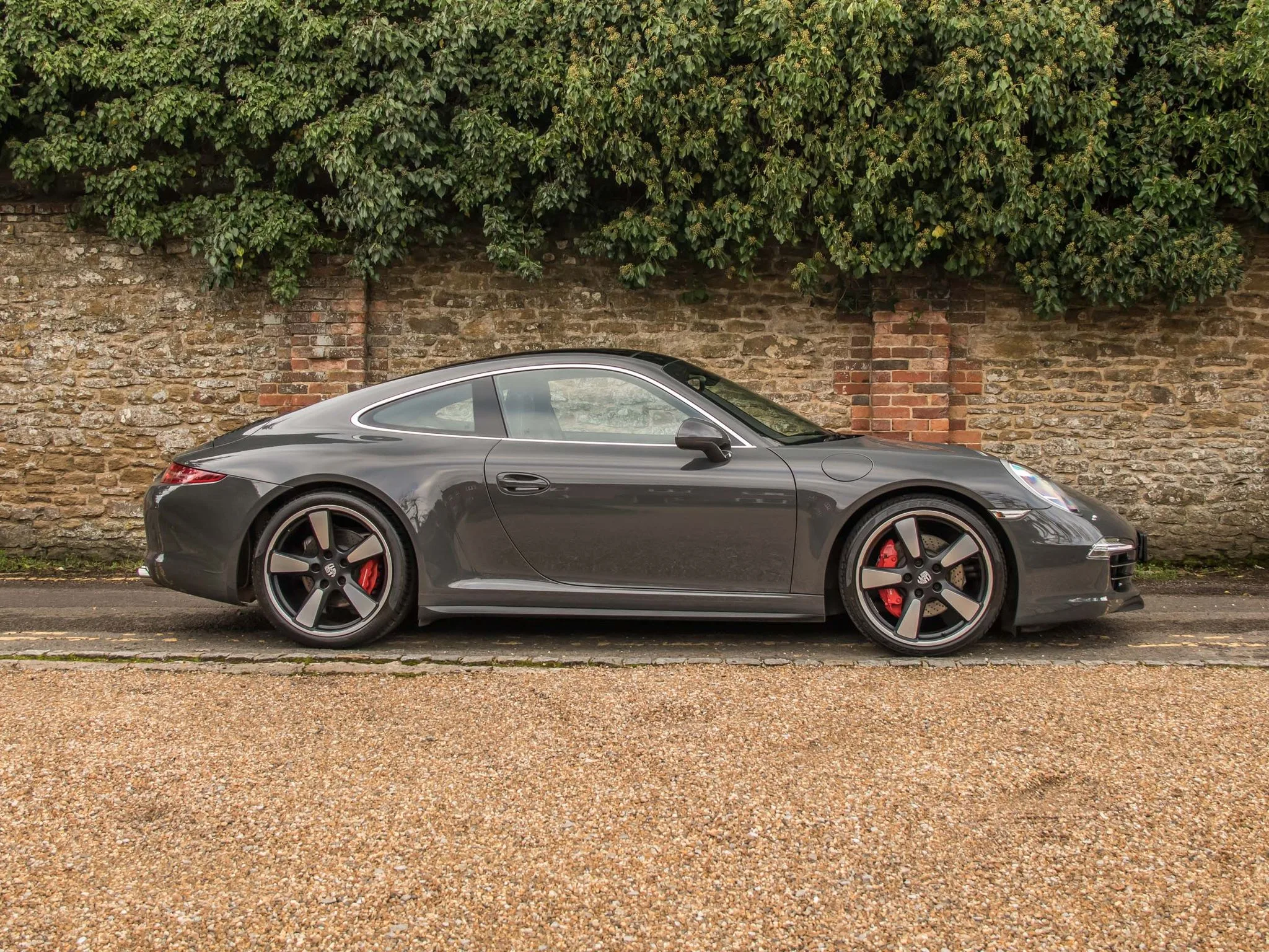 2013 Porsche 911 Carrera S 50th Anniversary Edition, 3/24