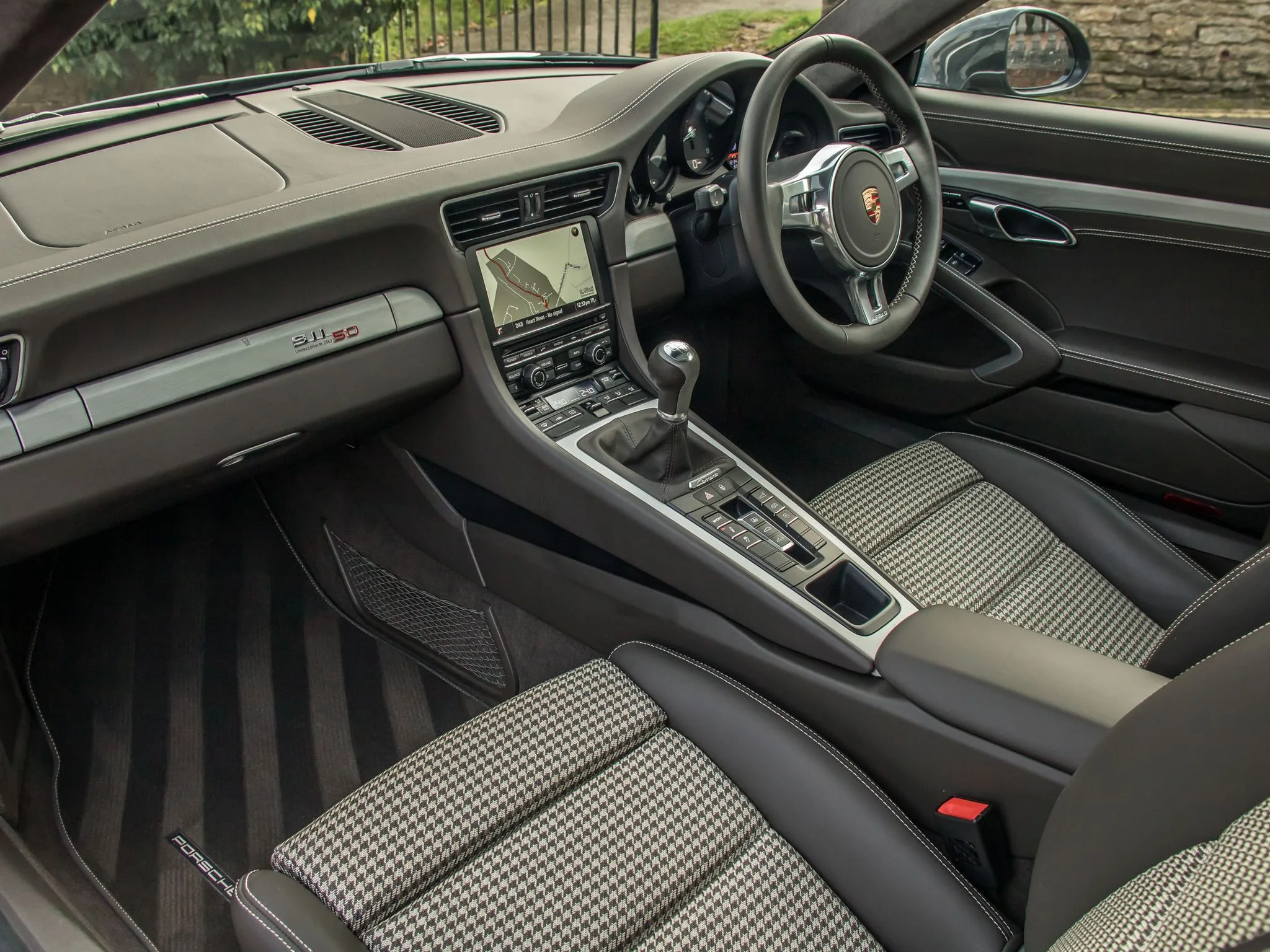 2013 Porsche 911 Carrera S 50th Anniversary Edition, 23/24