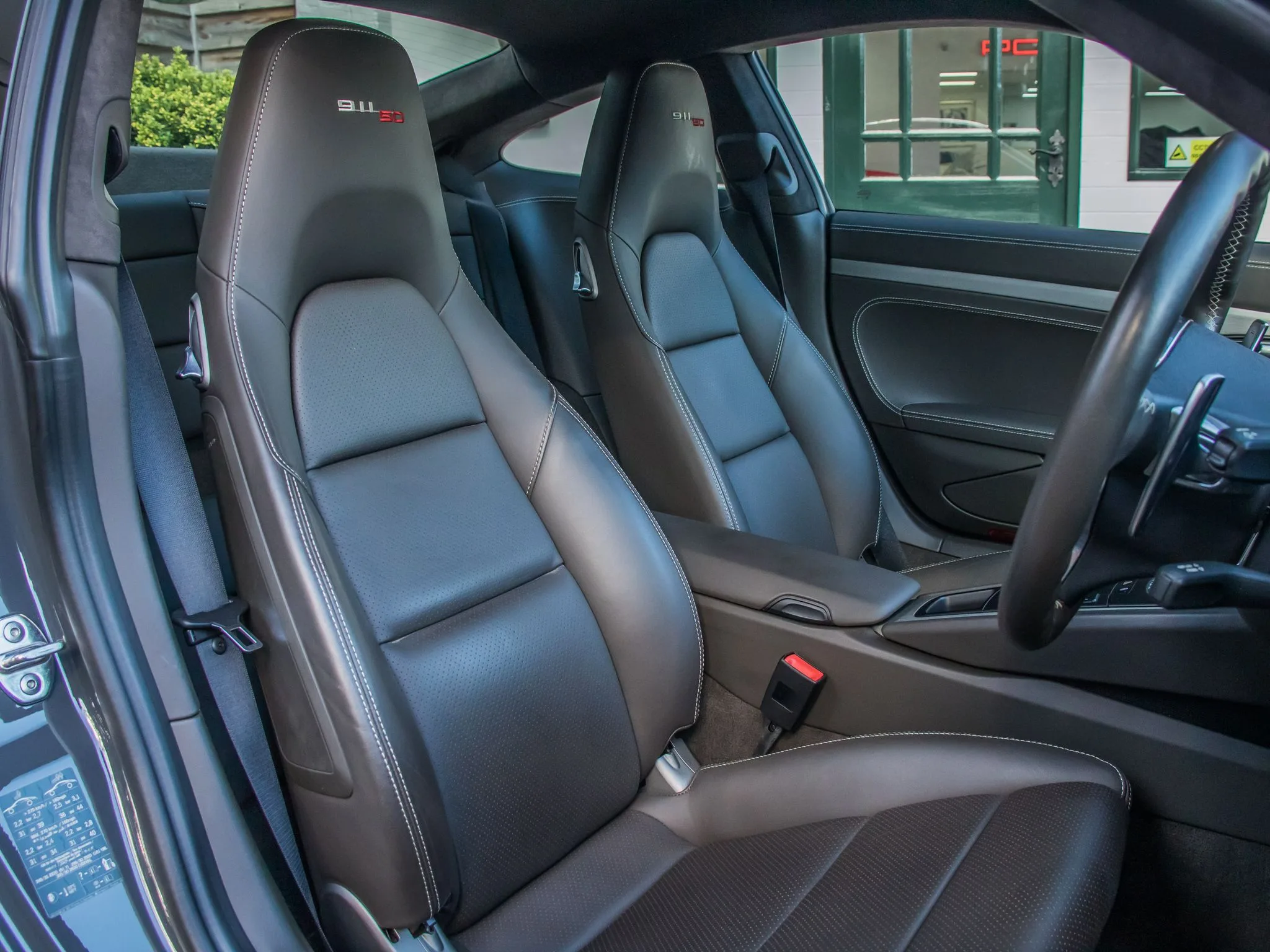 2013 Porsche 911 Carrera S 50th Anniversary Edition, 18/25