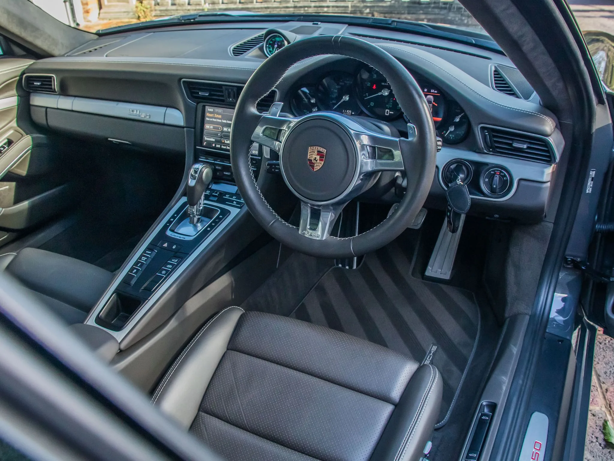 2013 Porsche 911 Carrera S 50th Anniversary Edition, 22/25