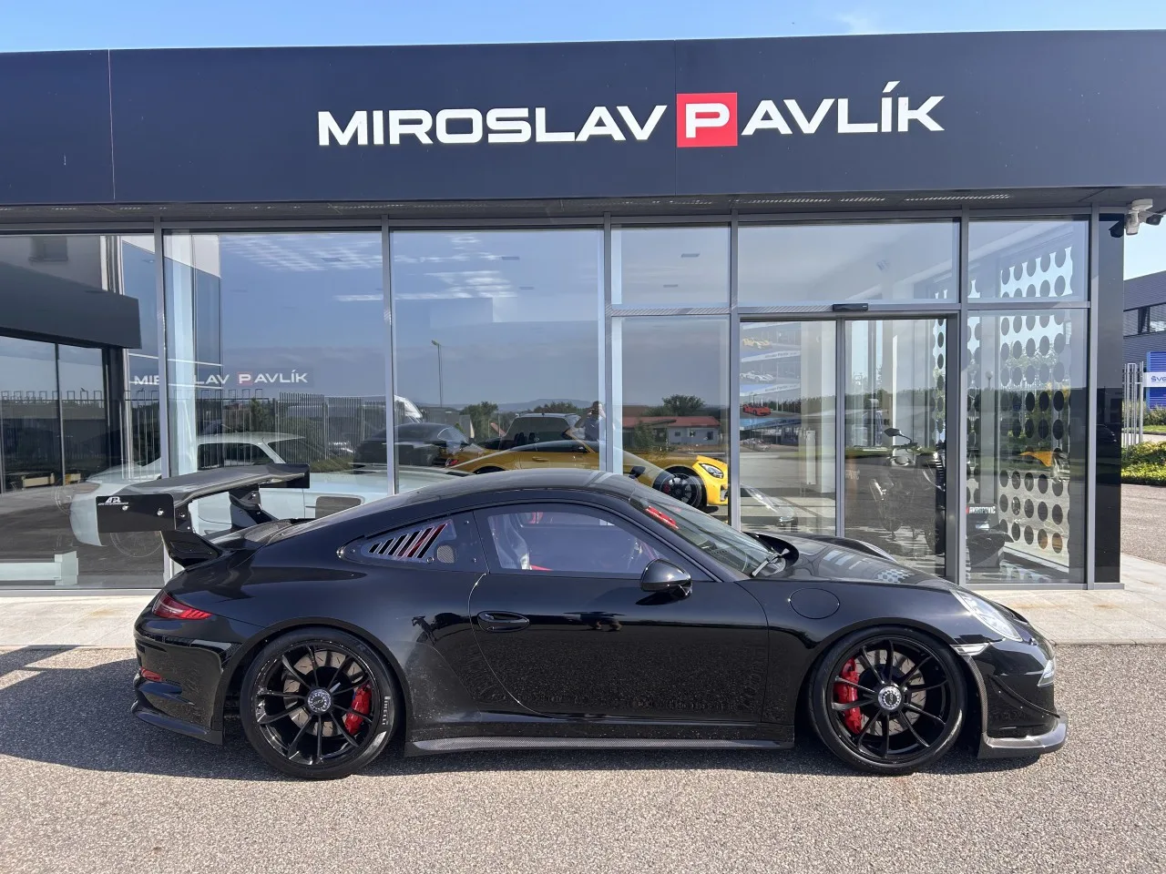 2013 Porsche 911 GT3 GT3 Cup specification proposée par un concessionnaire spécialisé à Písek, Tchéquie, photo 4 sur 23