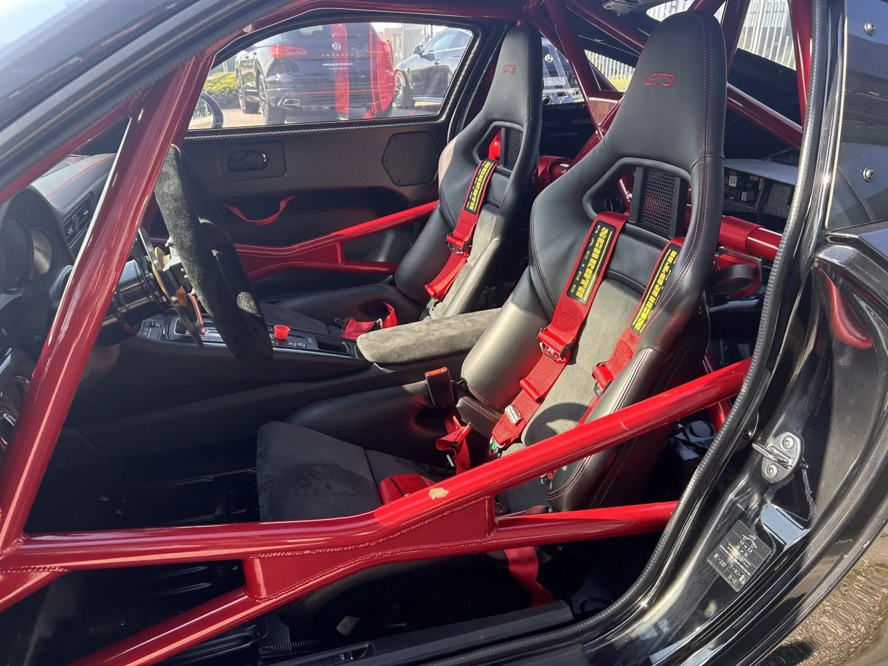 2013 Porsche 911 GT3 GT3 Cup specification proposée par un concessionnaire spécialisé à Písek, Tchéquie, photo 14 sur 23
