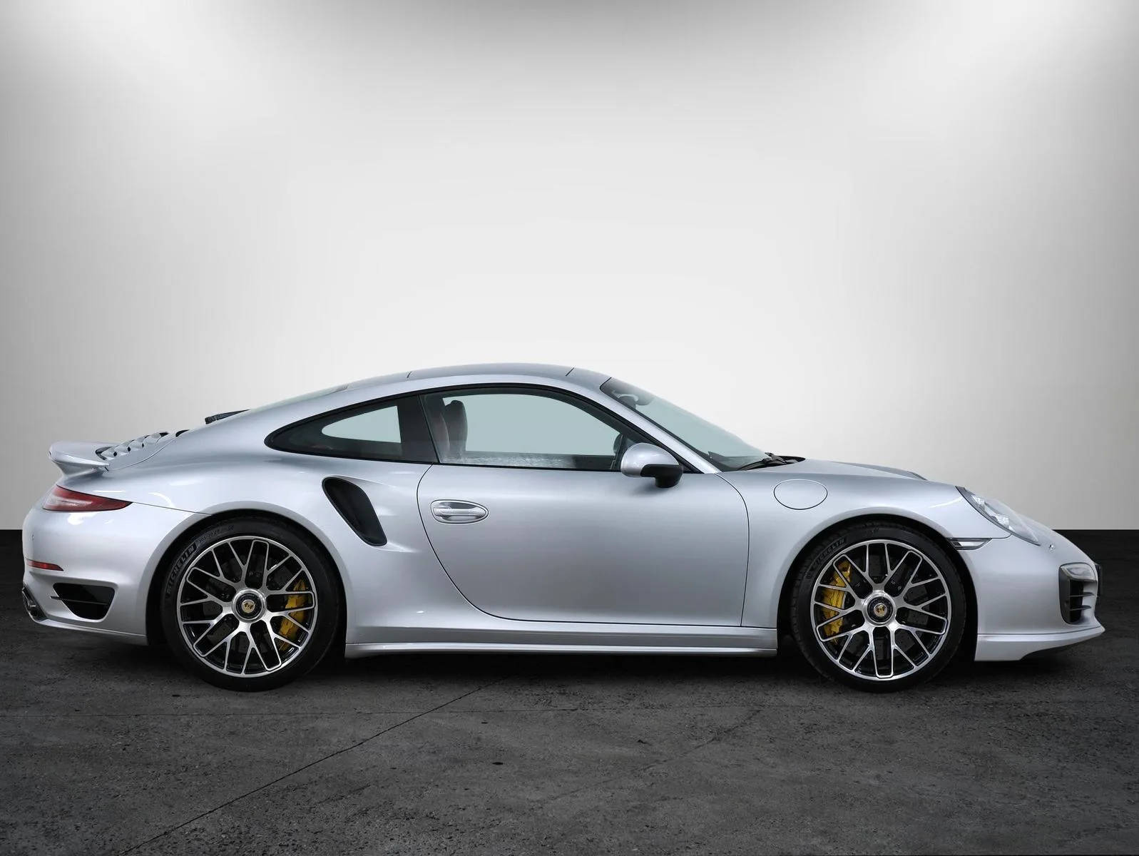 2013 Porsche 911 Turbo S, 7/19