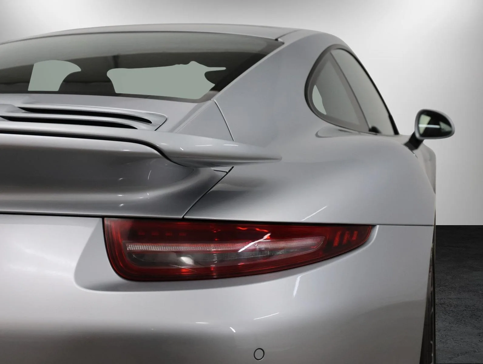 2013 Porsche 911 Turbo S, 8/19